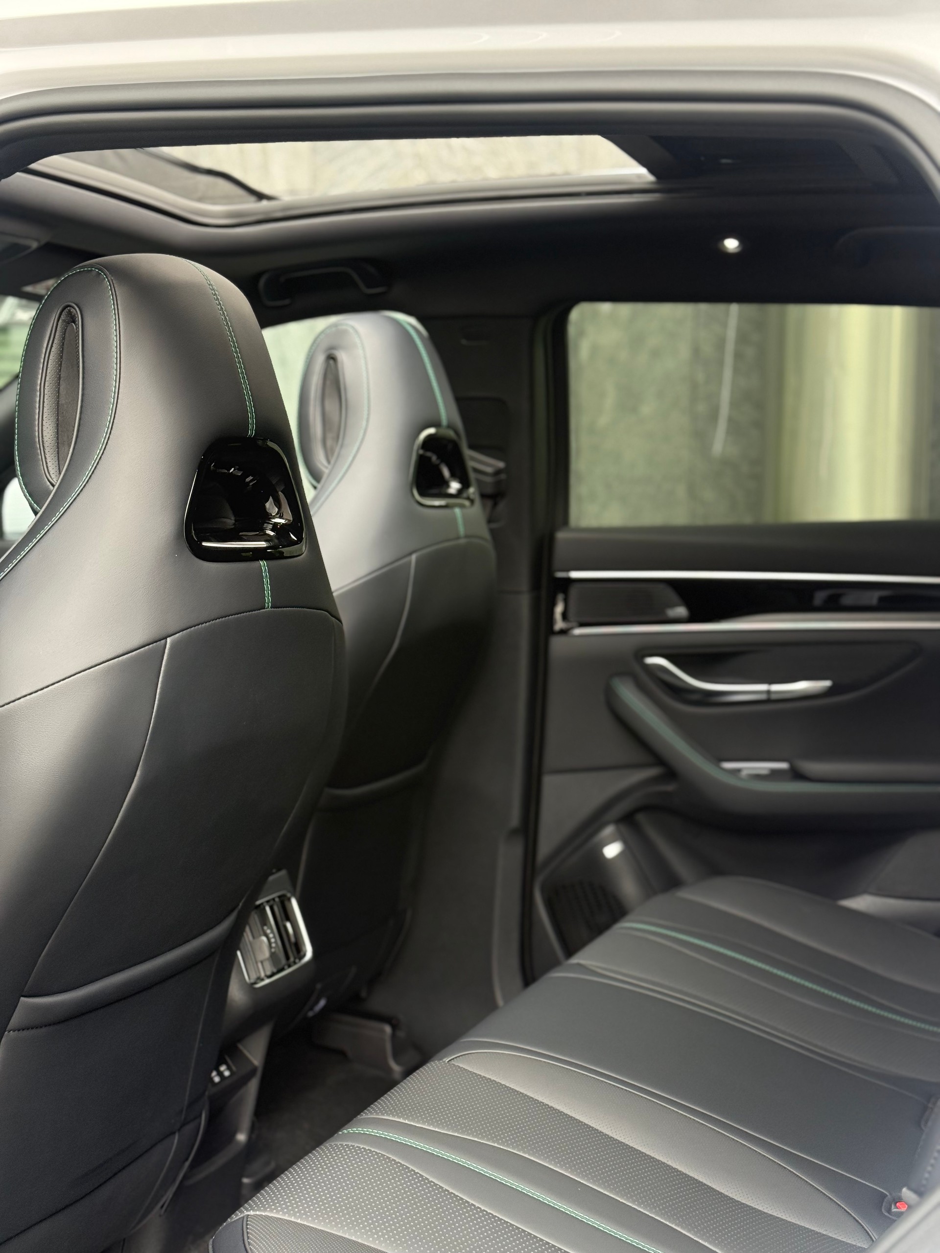 BYD Seal U DM-i Comfort-image-9