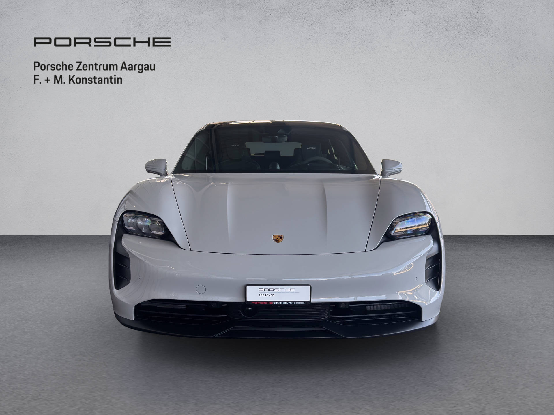 PORSCHE Taycan GTS Sport Turismo-image-1