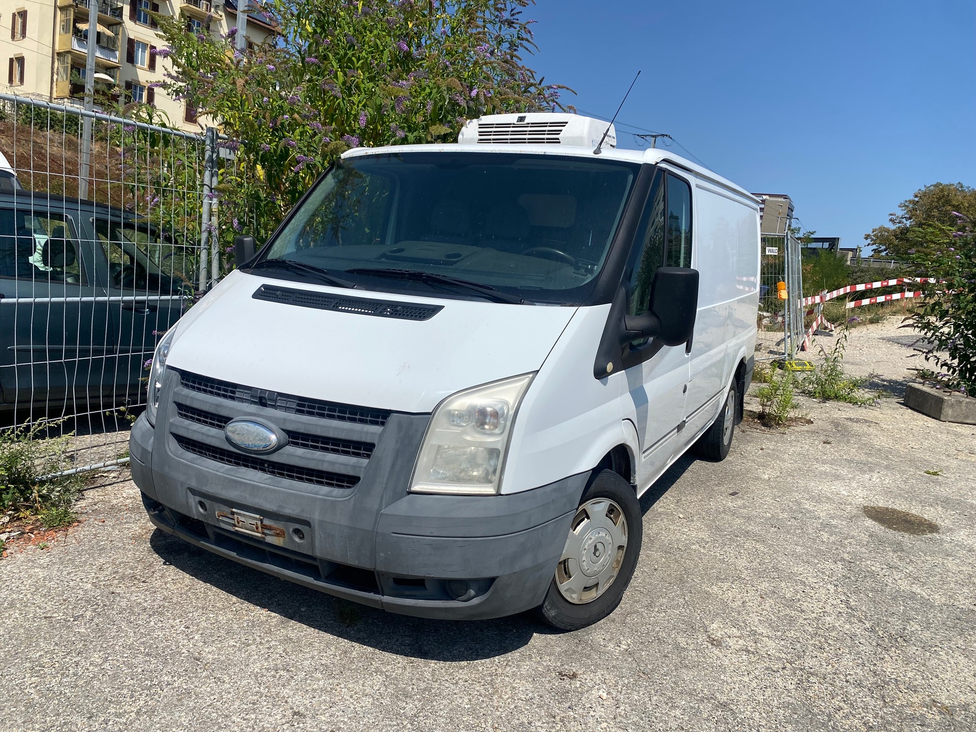 FORD Transit 2.2 TDCi 260 S Trend-image-0
