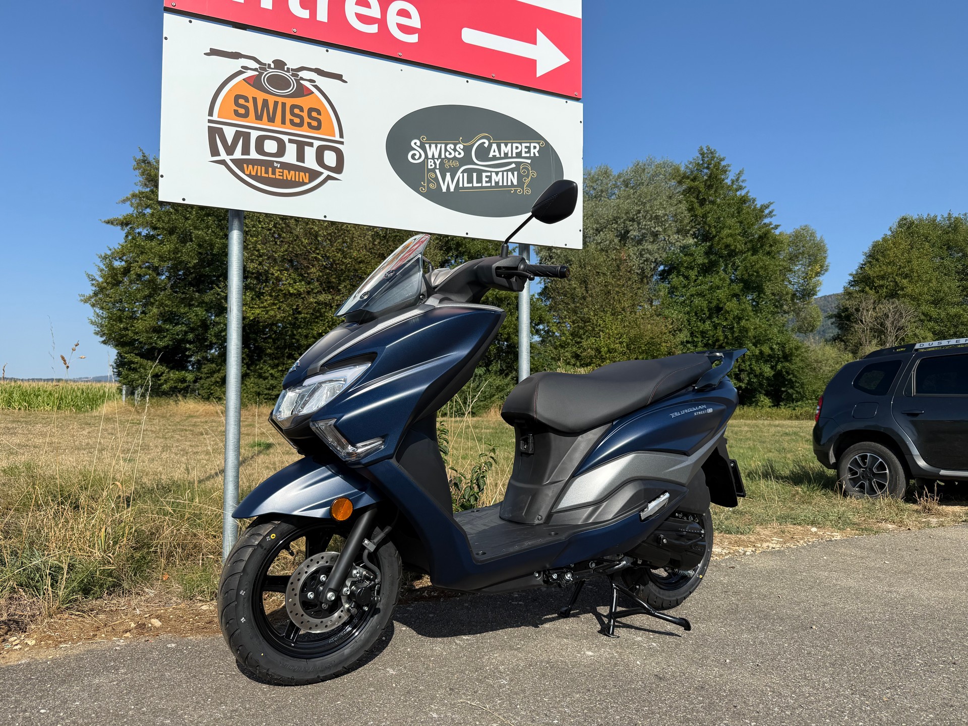 SUZUKI BURGMAN 125-showroom-element-1