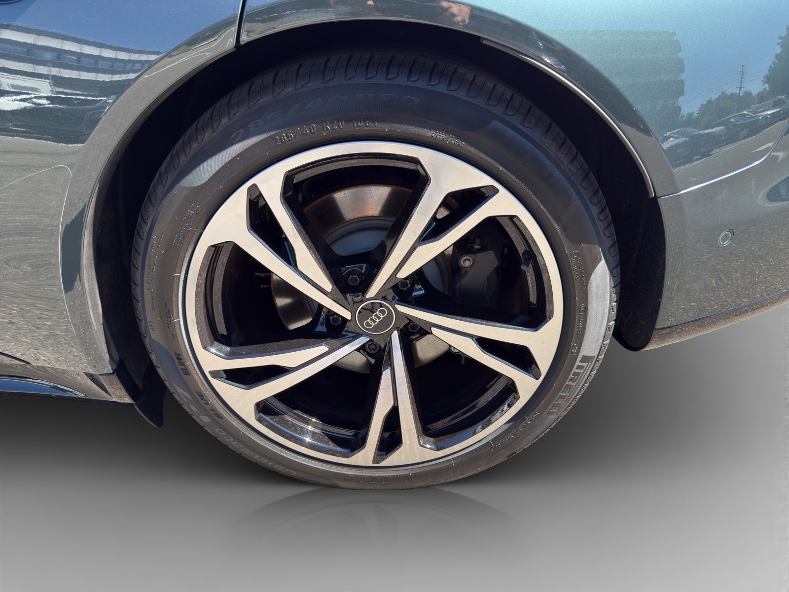 AUDI e-tron GT quattro-image-15
