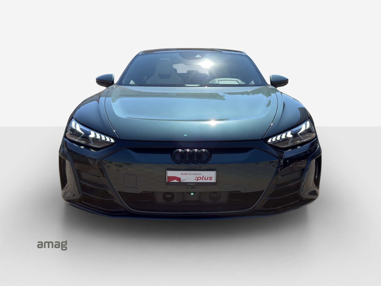 AUDI e-tron GT quattro-image-7