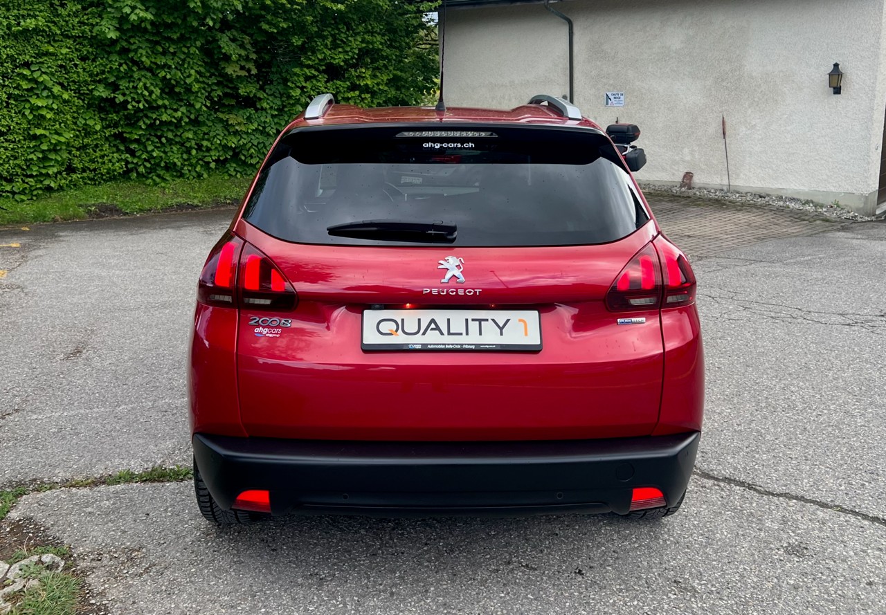 PEUGEOT 2008 1.2 PureTech Active-image-1