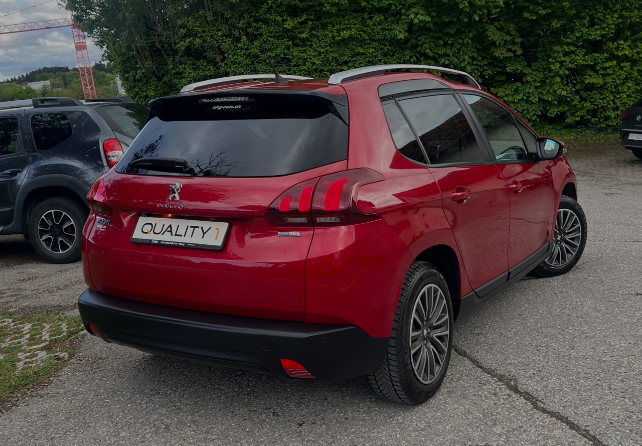 PEUGEOT 2008 1.2 PureTech Active-image-3