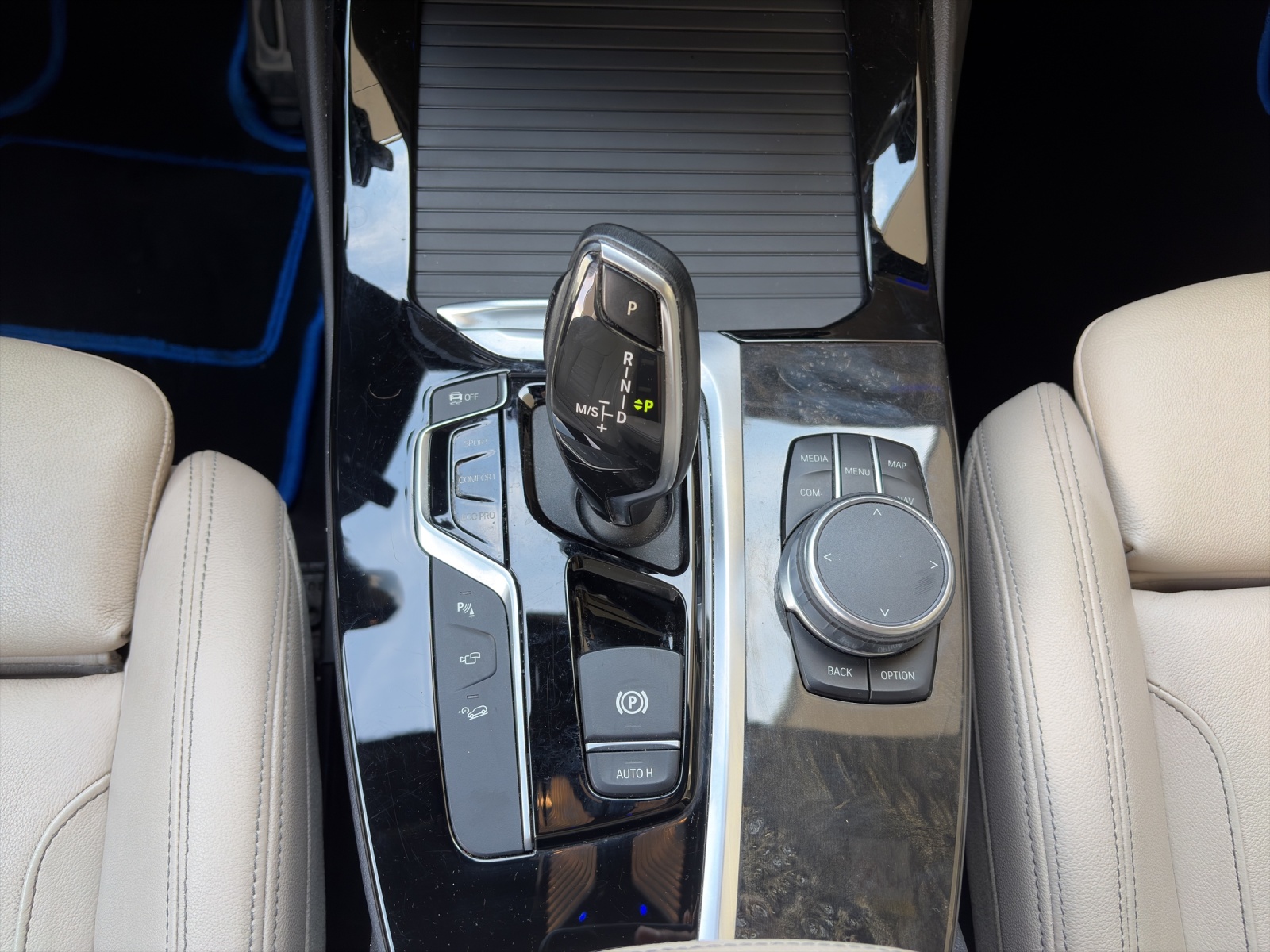 BMW X3 30d xDrive-image-14