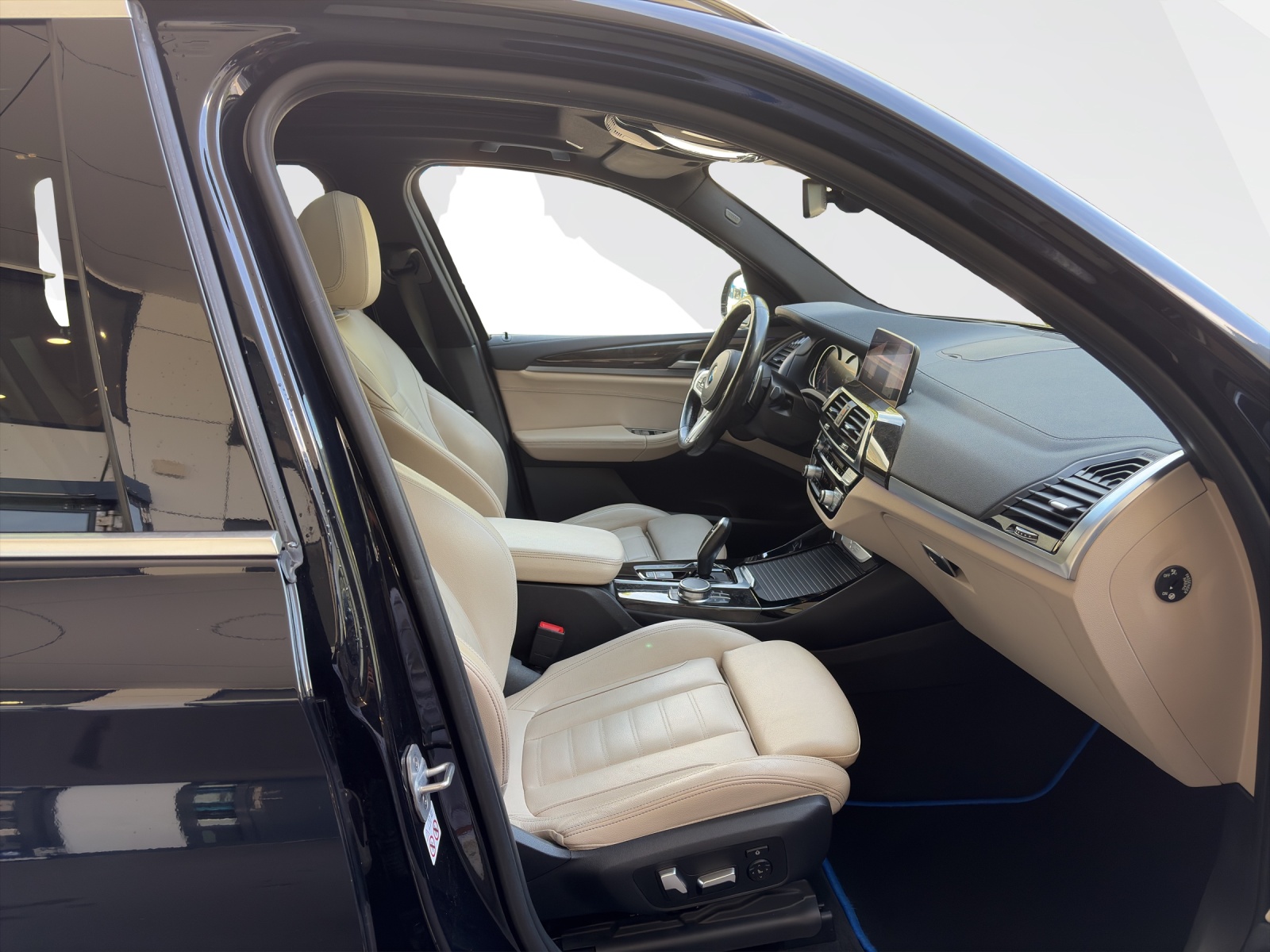 BMW X3 30d xDrive-image-16