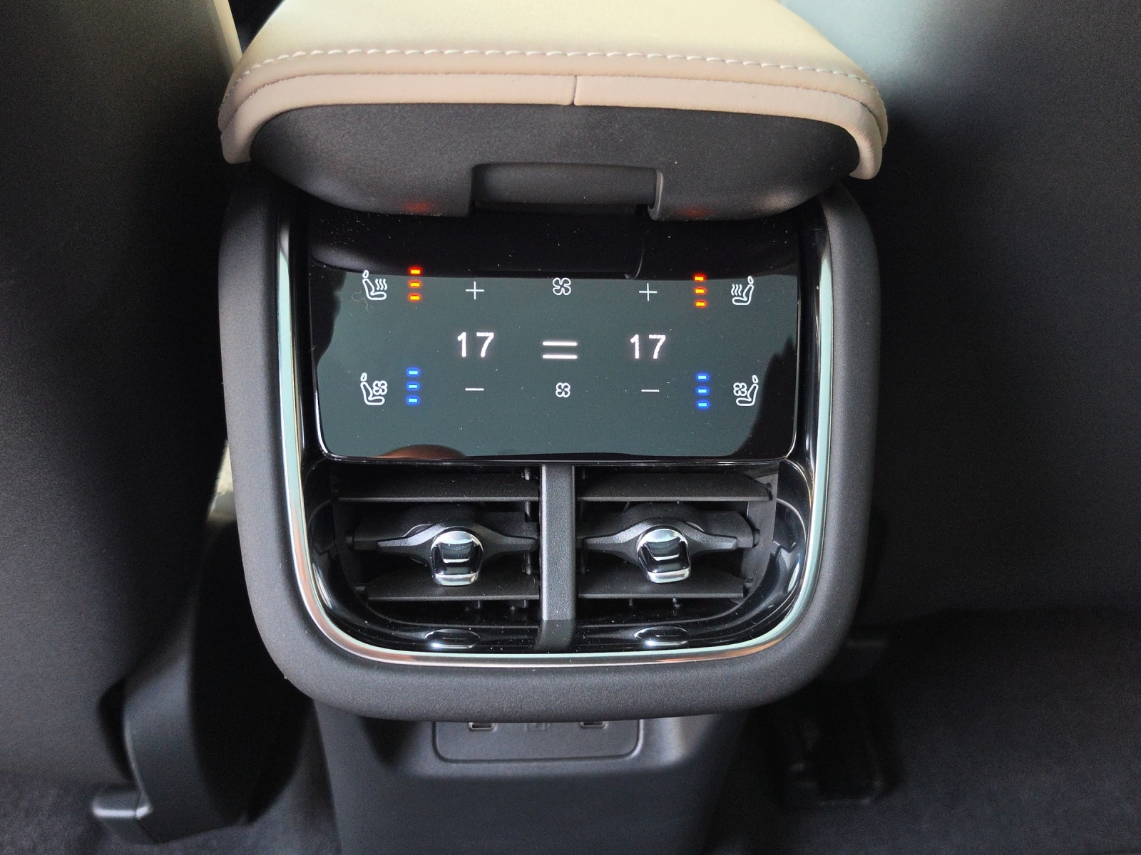 VOLVO ES90 Twin Performance Ultra AWD-image-11