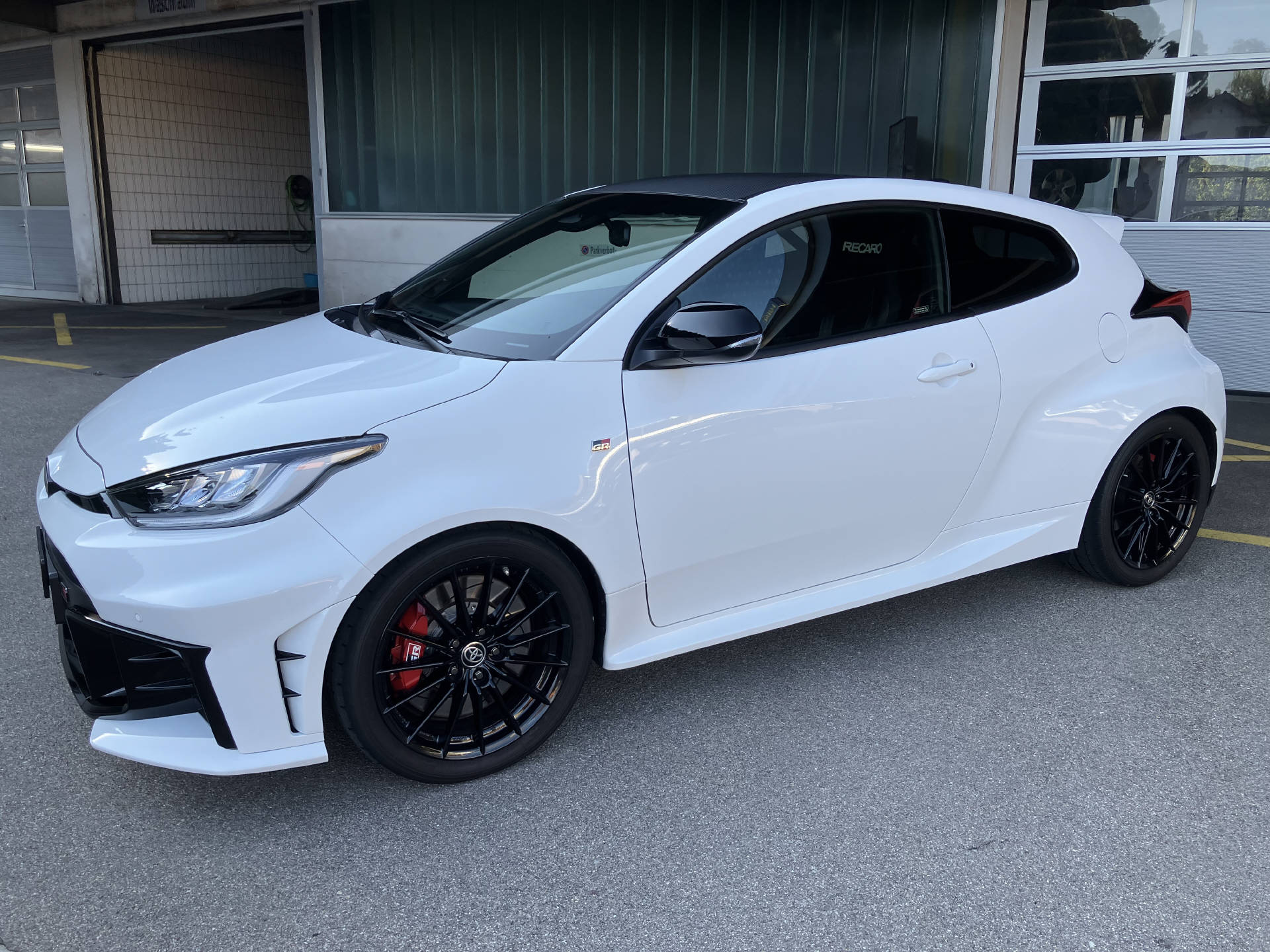 TOYOTA Yaris 1.6 GR Sport A-image-0