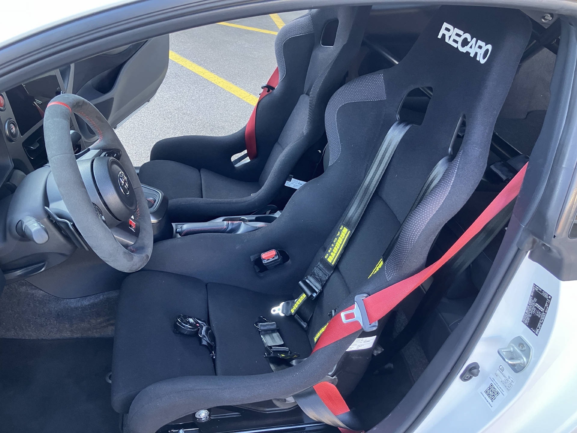 TOYOTA Yaris 1.6 GR Sport A-image-7