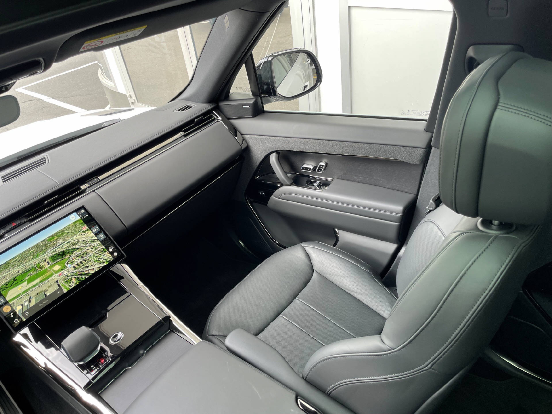 LAND ROVER Range Rover Sport 3.0 I6 250 SE Dynamic-image-20