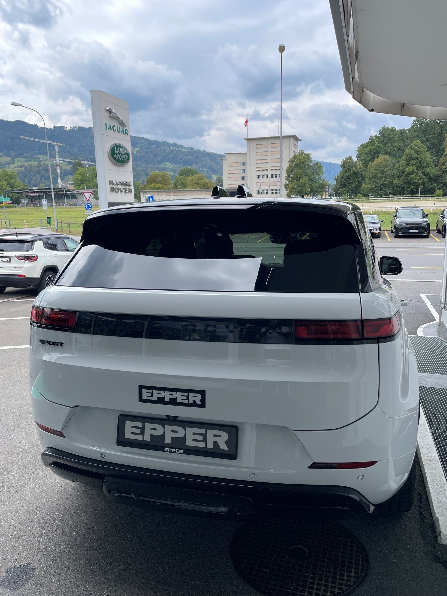 LAND ROVER Range Rover Sport 3.0 I6 250 SE Dynamic-image-29