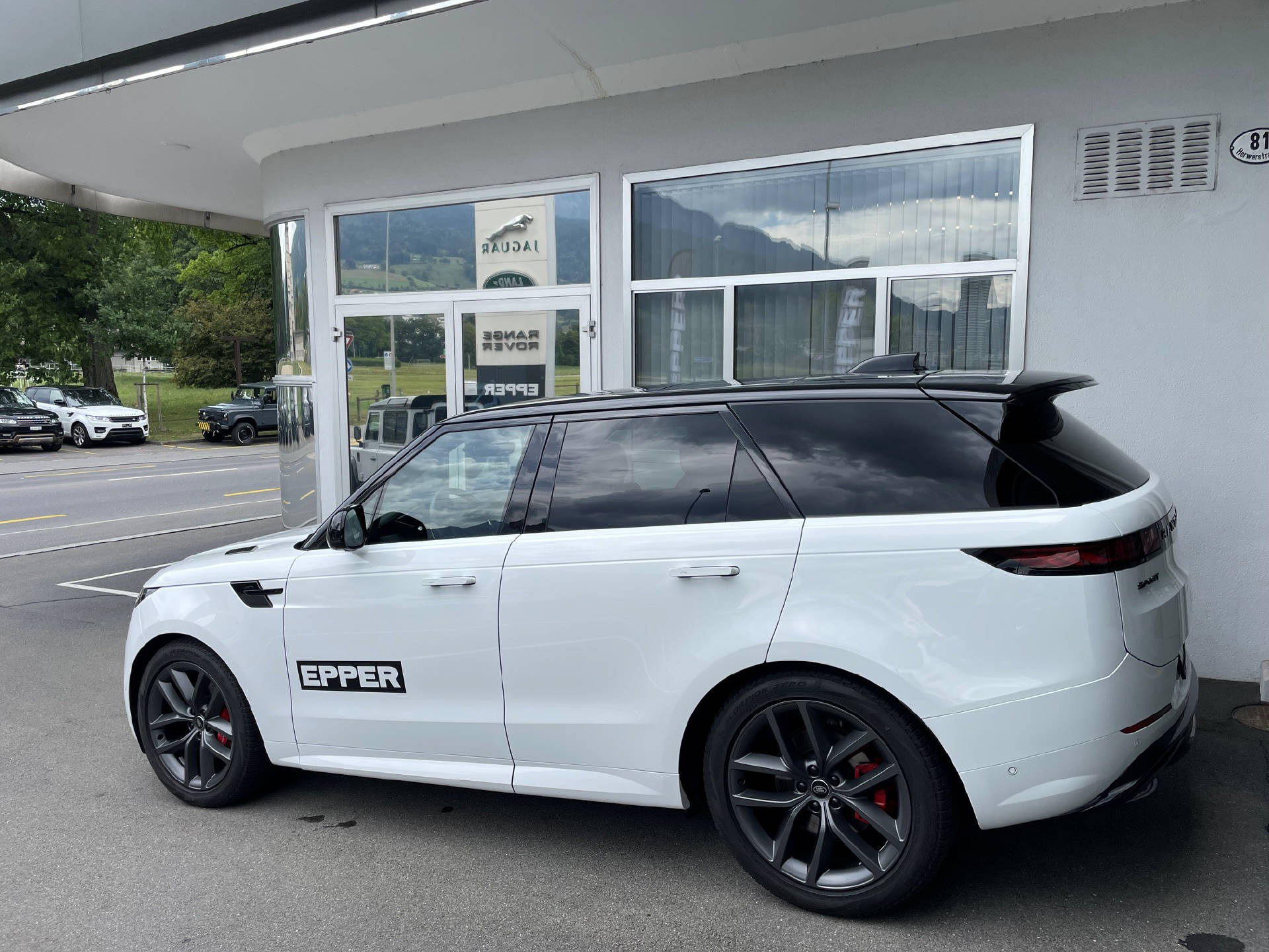 LAND ROVER Range Rover Sport 3.0 I6 250 SE Dynamic-image-28
