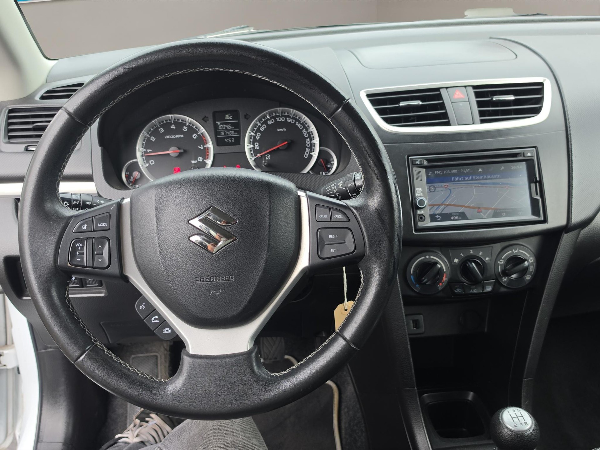 SUZUKI Swift 1.2 Sergio Cellano 4x4-image-8