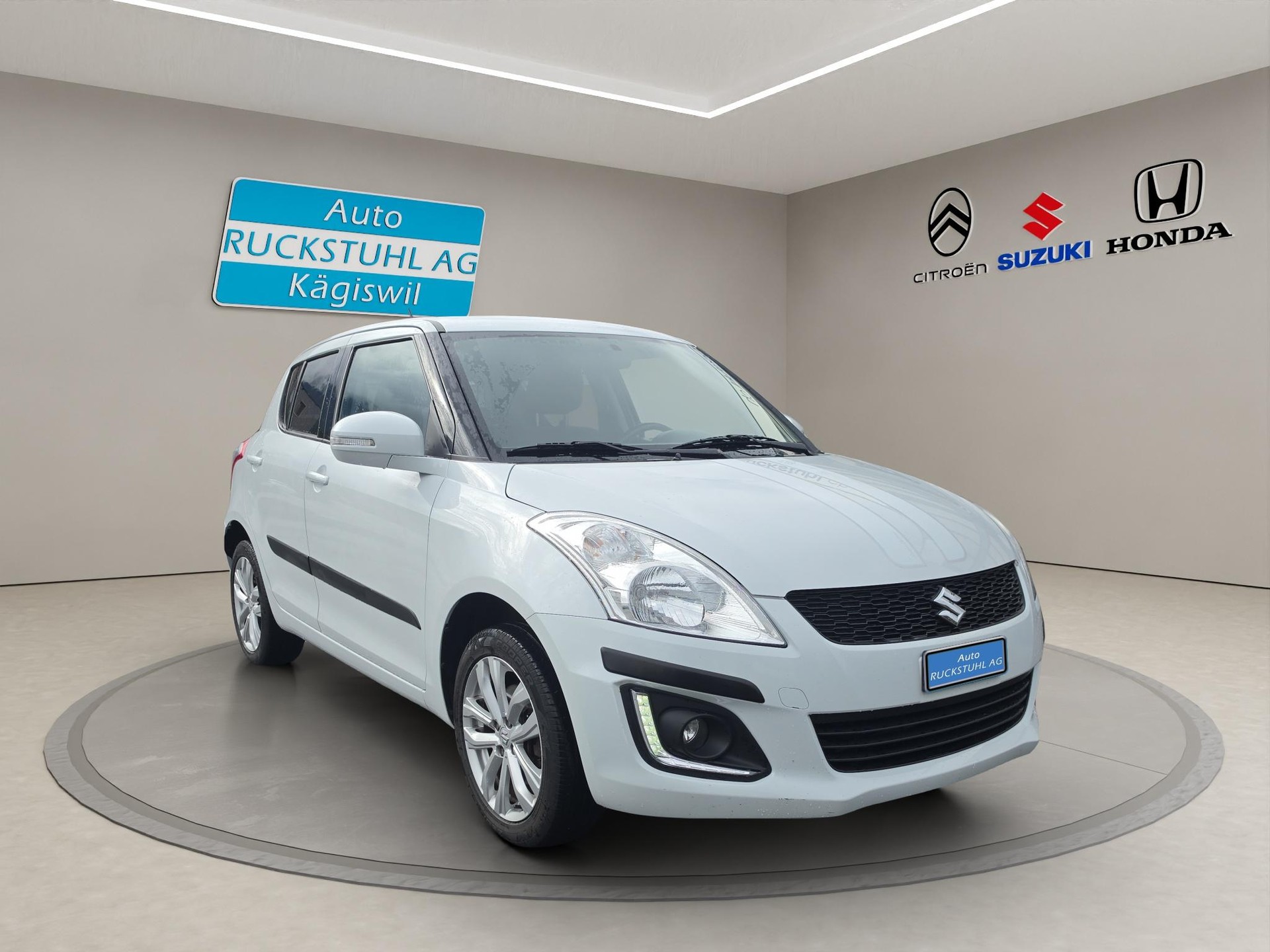 SUZUKI Swift 1.2 Sergio Cellano 4x4-image-1