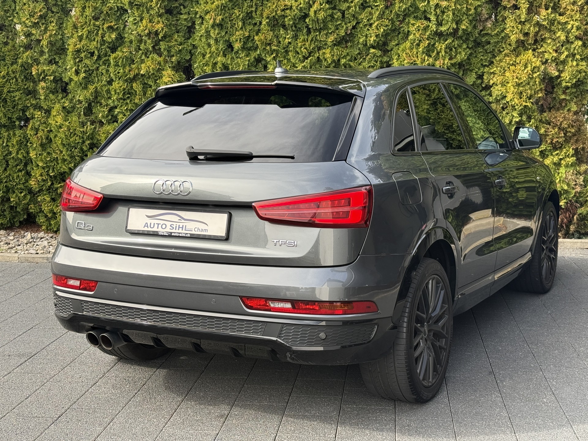 AUDI Q3 1.4 TFSI sport S-tronic / Frisch ab MFK-image-15