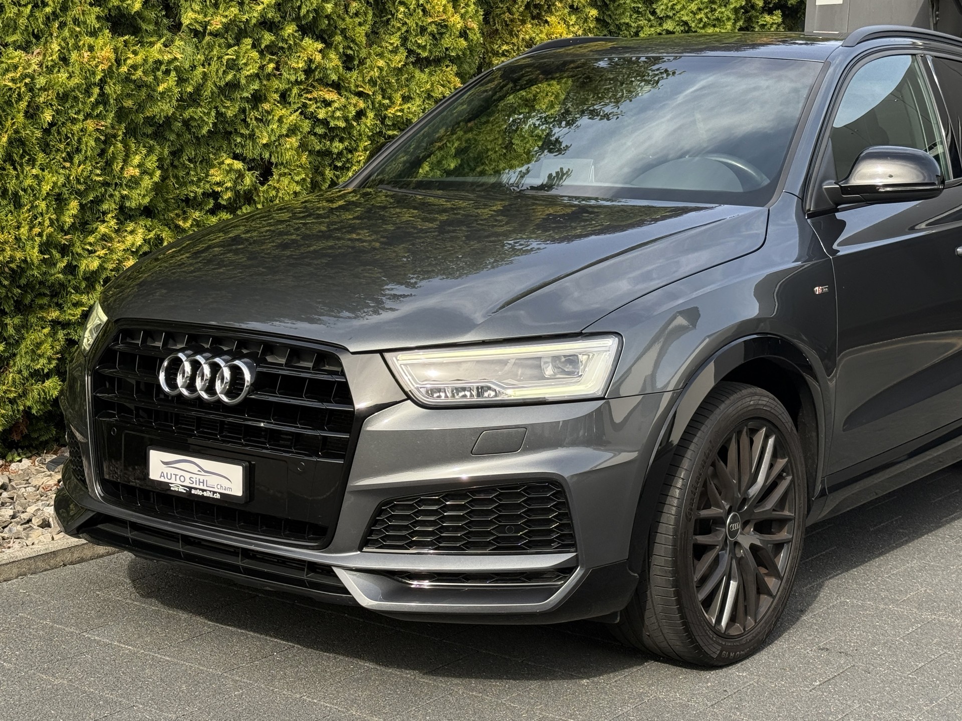 AUDI Q3 1.4 TFSI sport S-tronic / Frisch ab MFK-image-8