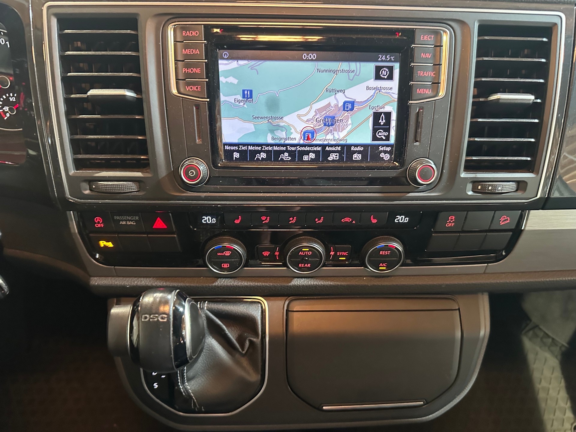 VW T6 California 2.0 Bi-TDI Beach Edition 4Motion DSG / AHK, Standheizung, Motorrad und oder Fahrräder Anhängevorrichtung inkl.-image-25