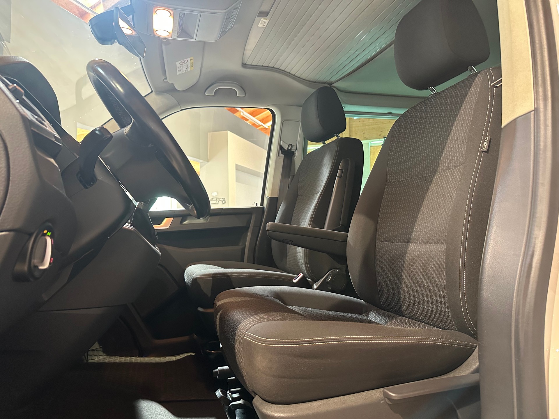 VW T6 California 2.0 Bi-TDI Beach Edition 4Motion DSG / AHK, Standheizung, Motorrad und oder Fahrräder Anhängevorrichtung inkl.-image-16