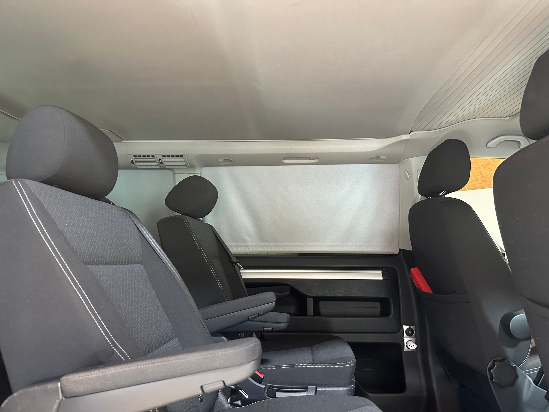 VW T6 California 2.0 Bi-TDI Beach Edition 4Motion DSG / AHK, Standheizung, Motorrad und oder Fahrräder Anhängevorrichtung inkl.-image-23