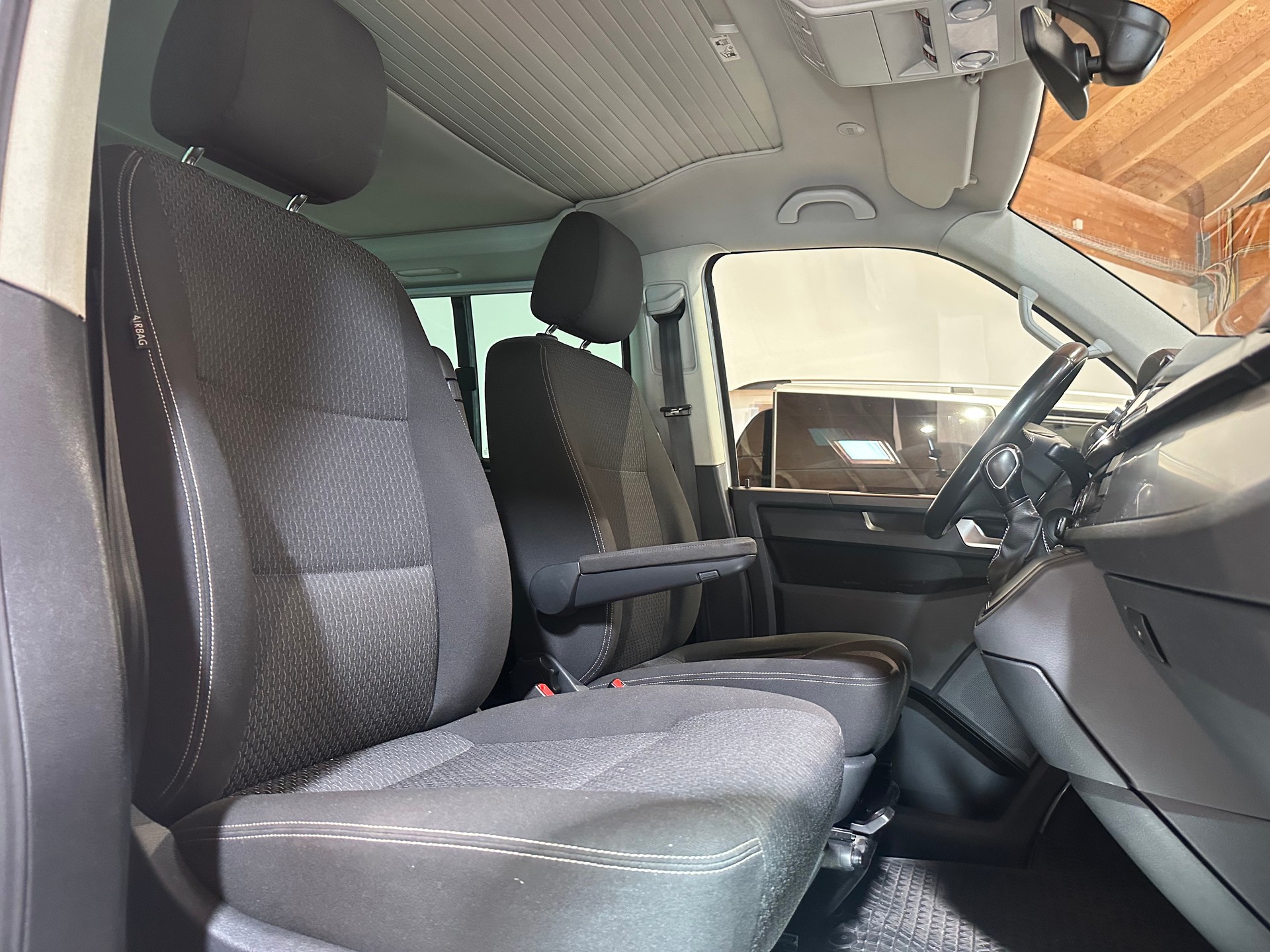 VW T6 California 2.0 Bi-TDI Beach Edition 4Motion DSG / AHK, Standheizung, Motorrad und oder Fahrräder Anhängevorrichtung inkl.-image-18