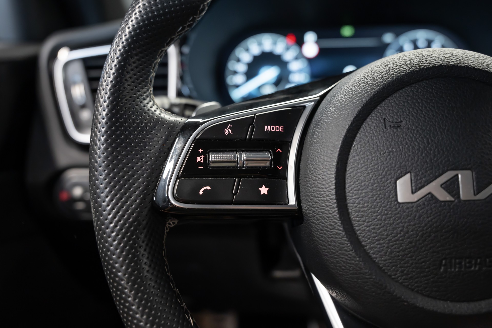 KIA 1.5 T-GDi MHEV Power DCT-image-13