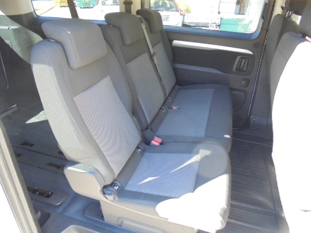 TOYOTA Proace Verso 2.0 D-4D Shuttle L2-image-9