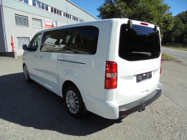 TOYOTA Proace Verso 2.0 D-4D Shuttle L2-image-4