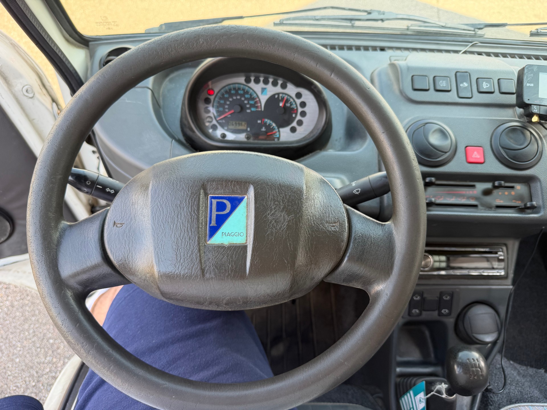 PIAGGIO Porter 1.3 4x4 Kipper mit Kran-image-11
