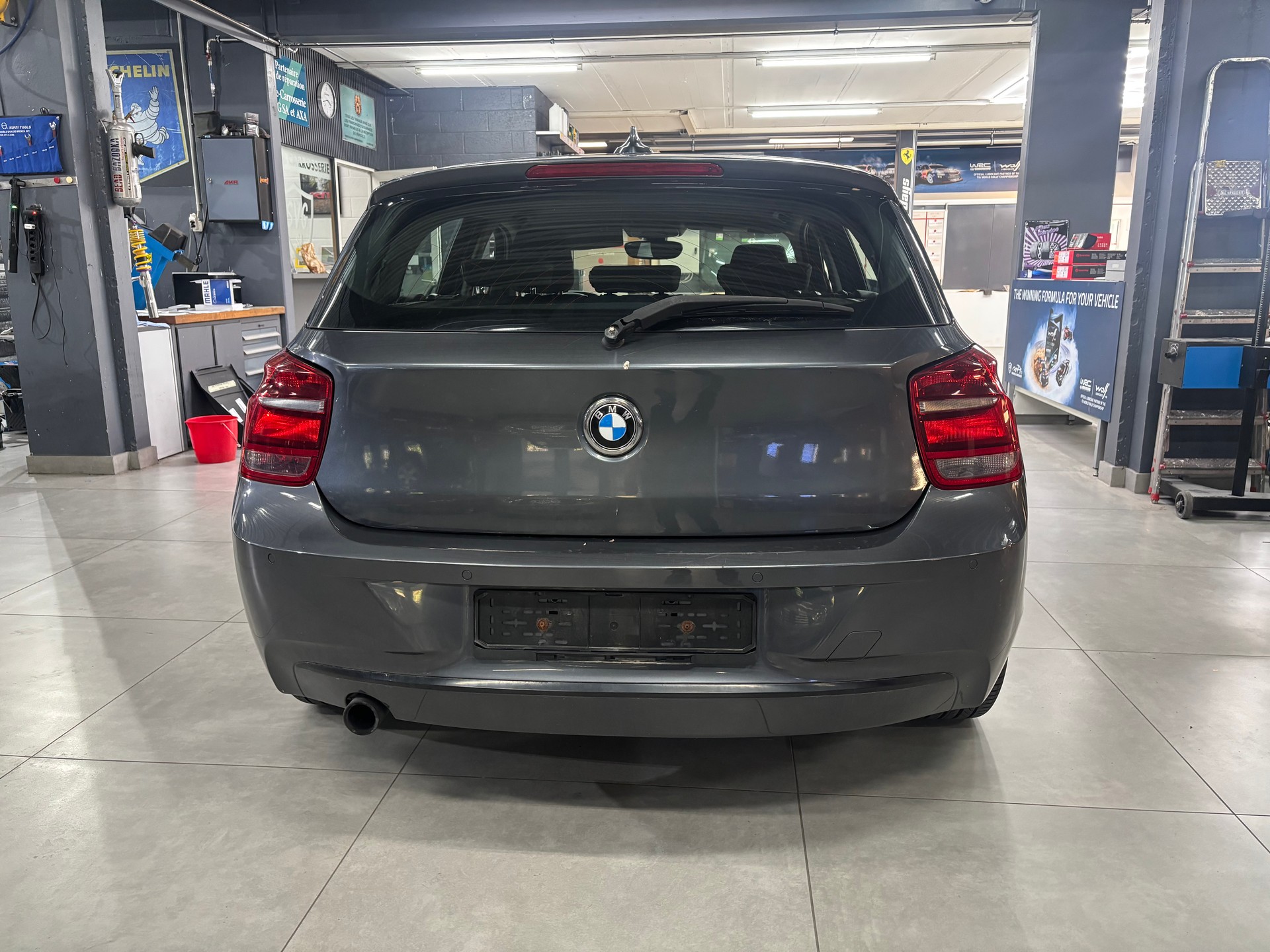 BMW 116i Sport Line-image-3