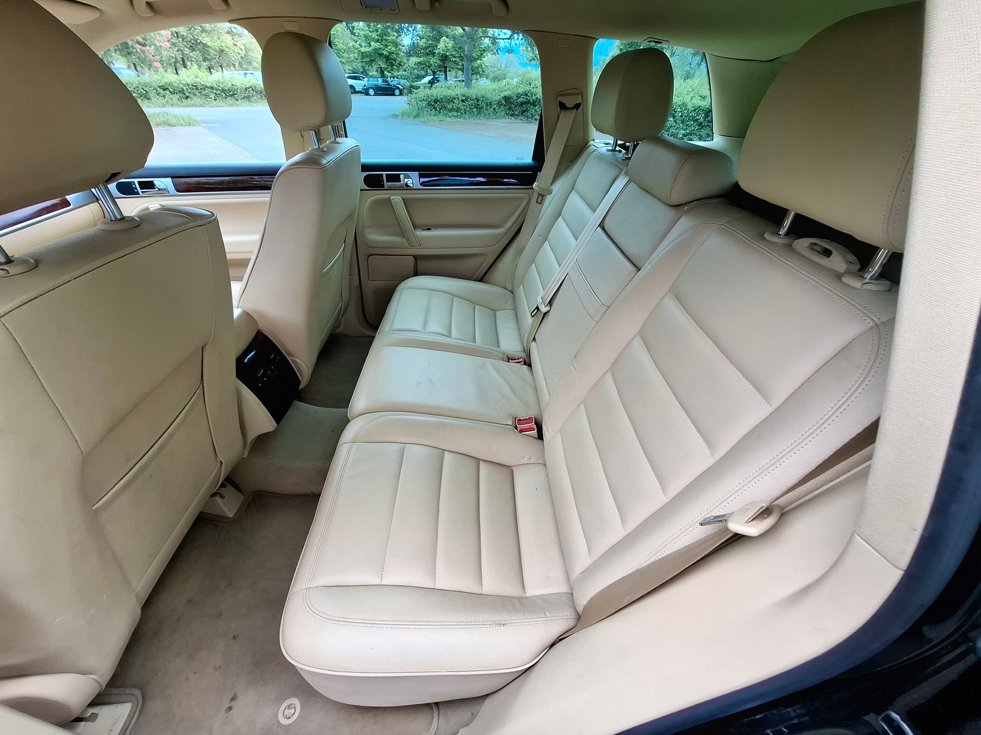 VW Touareg 3.2 V6-image-11