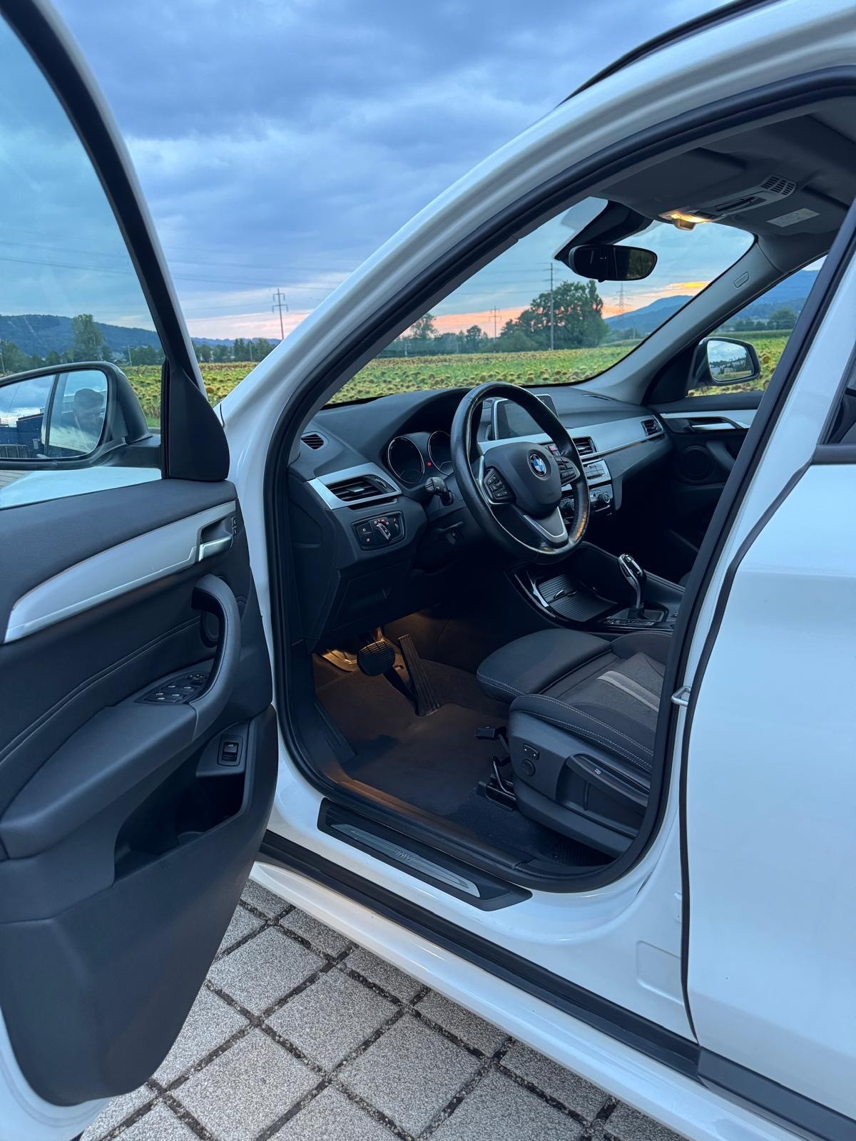 BMW X1 xDrive 18d Steptronic-image-2