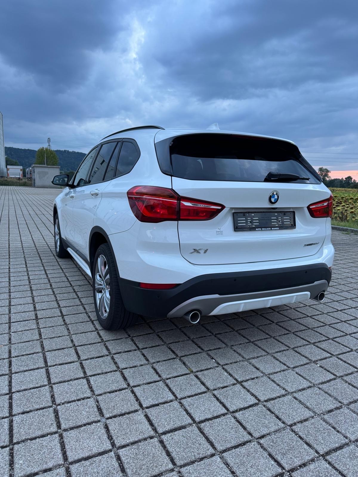 BMW X1 xDrive 18d Steptronic-image-12