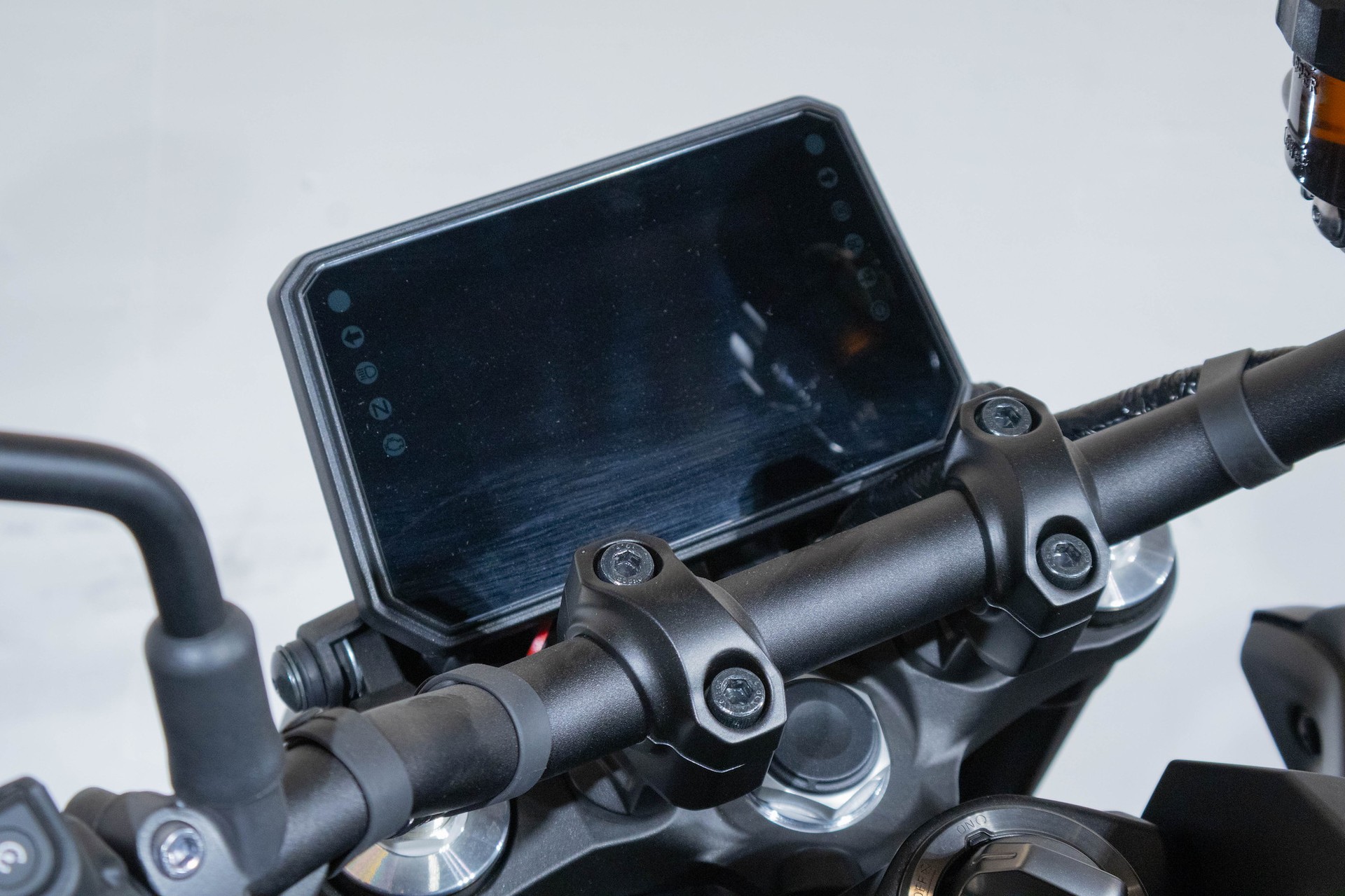YAMAHA MT-09 Y-AMT-image-13