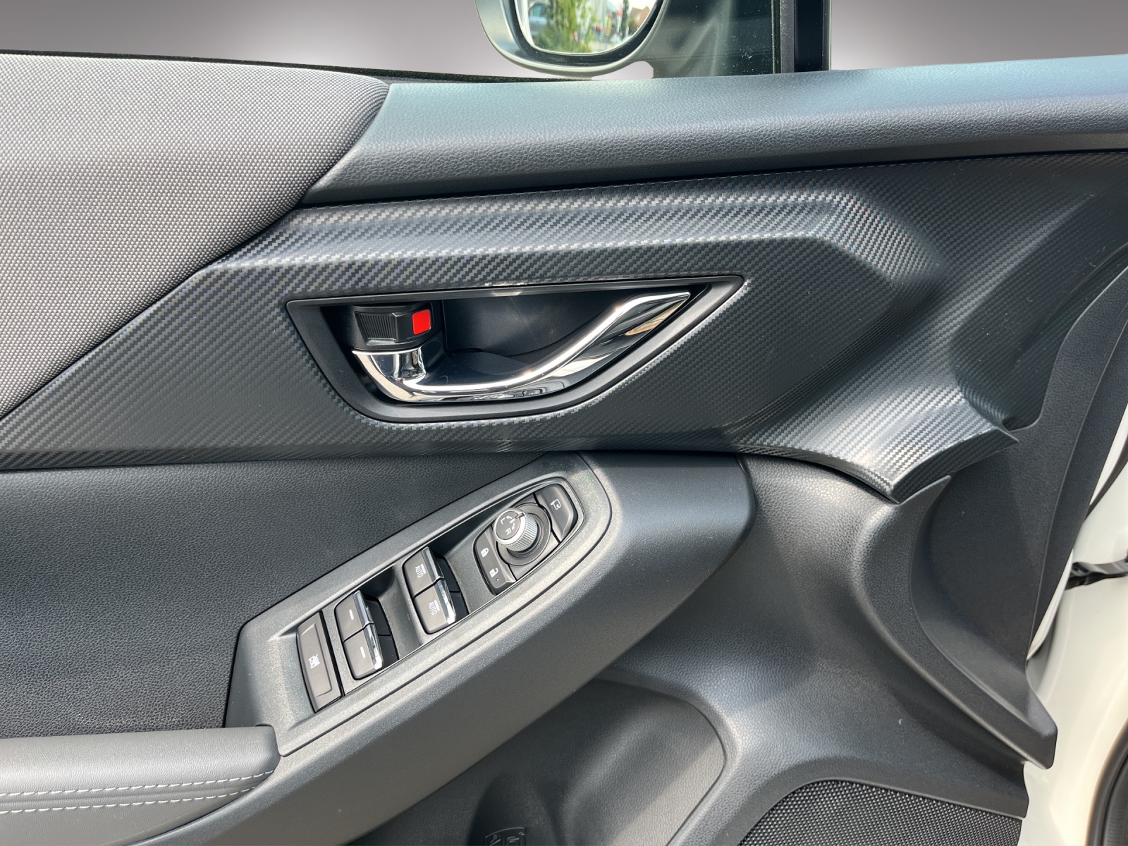 SUBARU Crosstrek 2.0i e-Boxer Swiss Plus-image-11