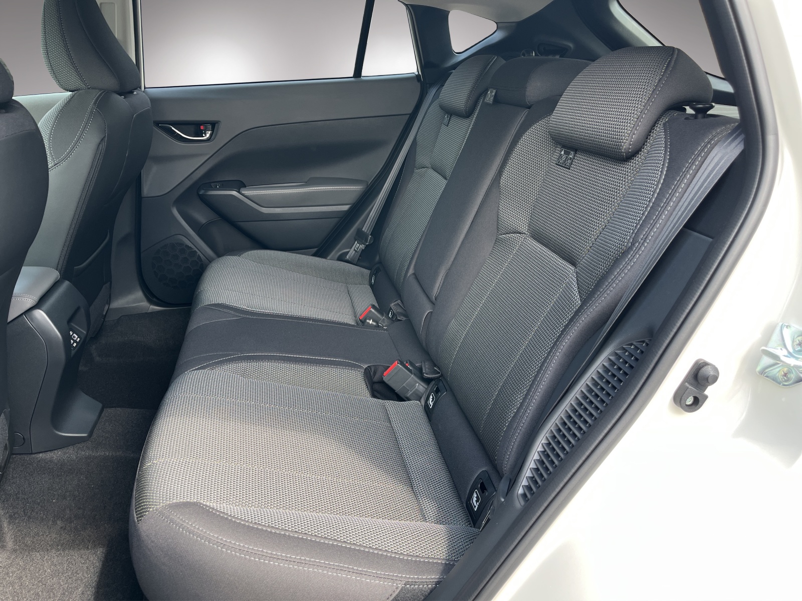 SUBARU Crosstrek 2.0i e-Boxer Swiss Plus-image-15