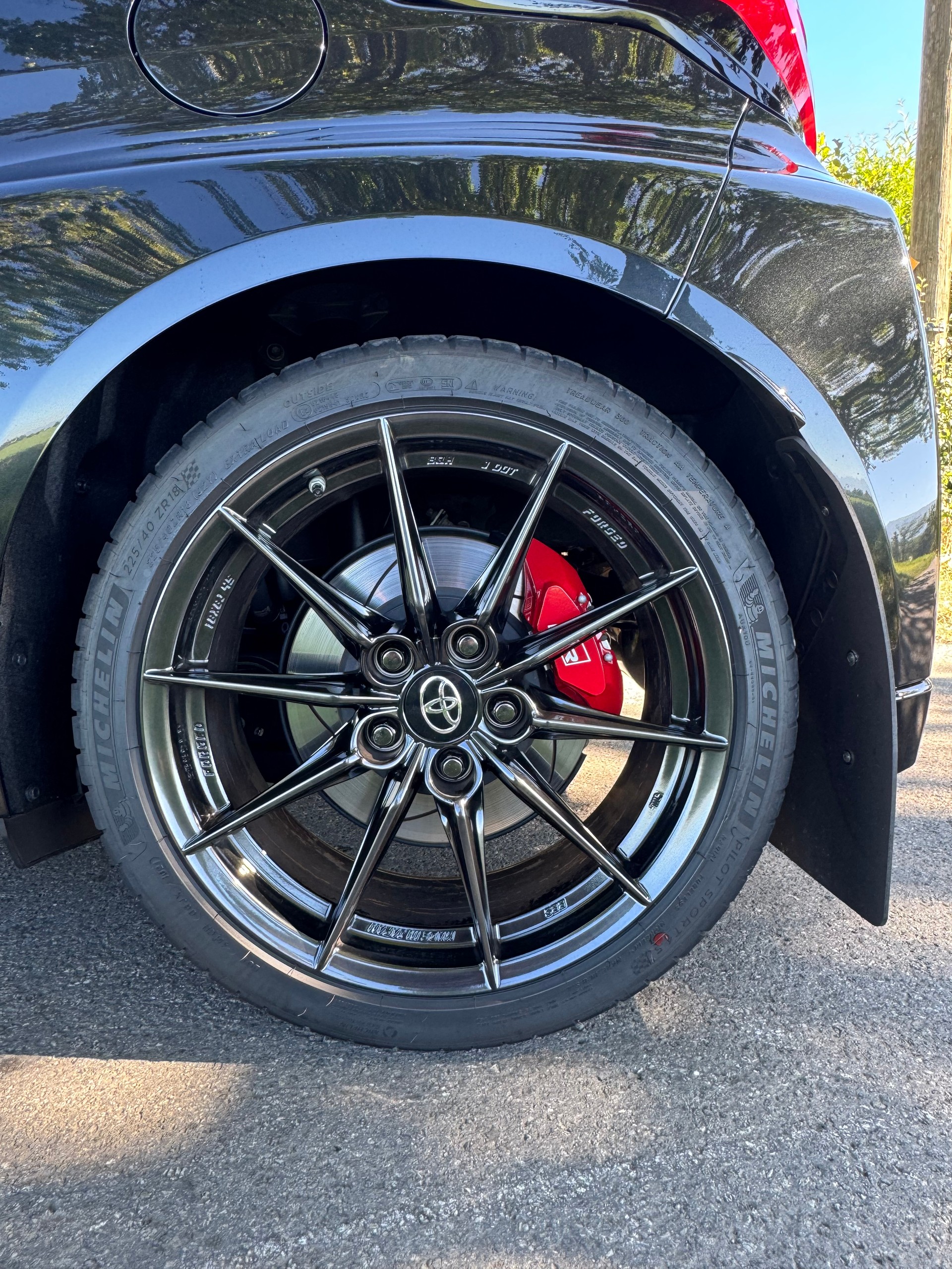 TOYOTA 1.6 Turbo Sport 4x4-image-17