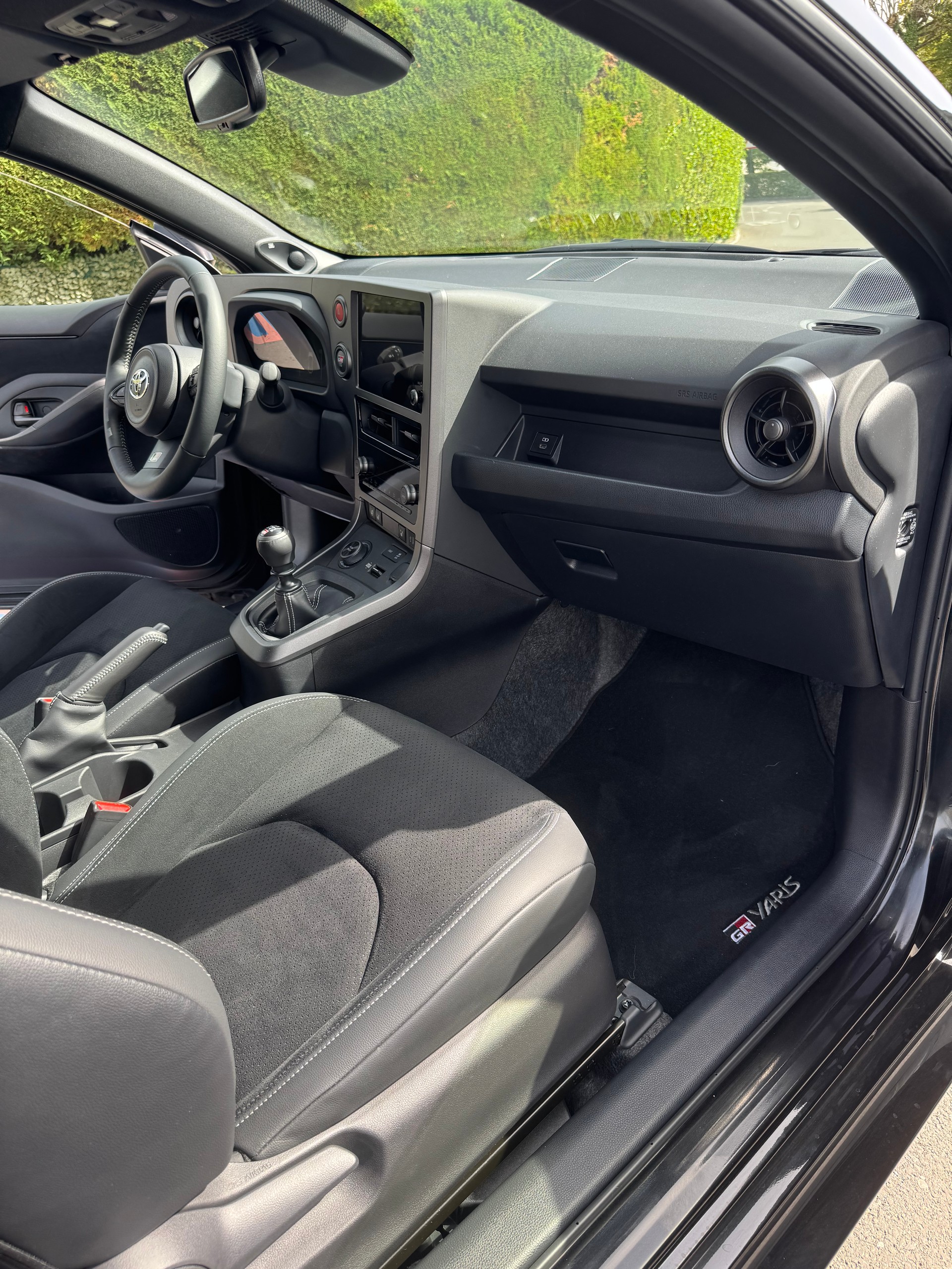TOYOTA 1.6 Turbo Sport 4x4-image-13