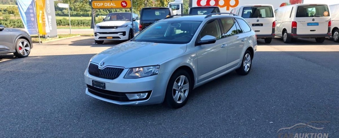 SKODA Octavia Combi 1.6 TDI Ambition 4x4-image-0