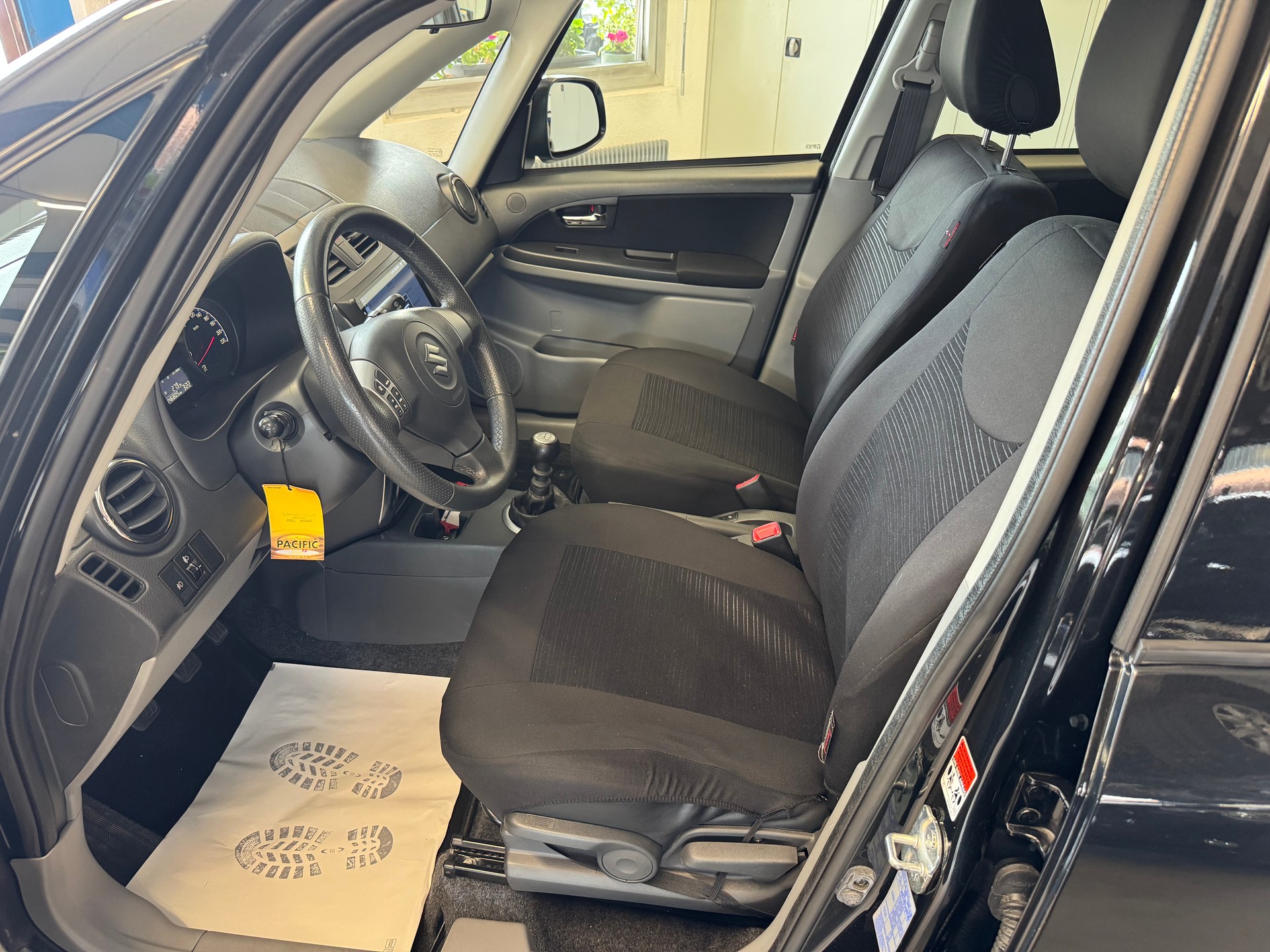 SUZUKI SX4 2.0 TD GL Top Indigo 4WD-image-4