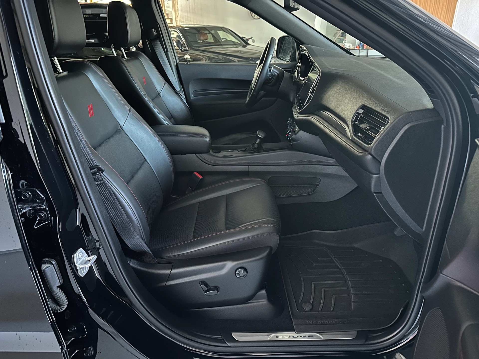 DODGE Durango R/T Premium-image-3