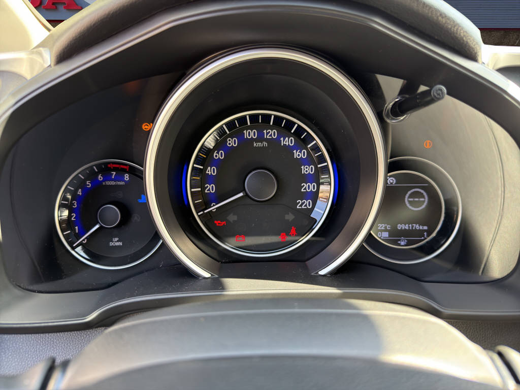 HONDA Jazz 1.5i Dynamic-image-11