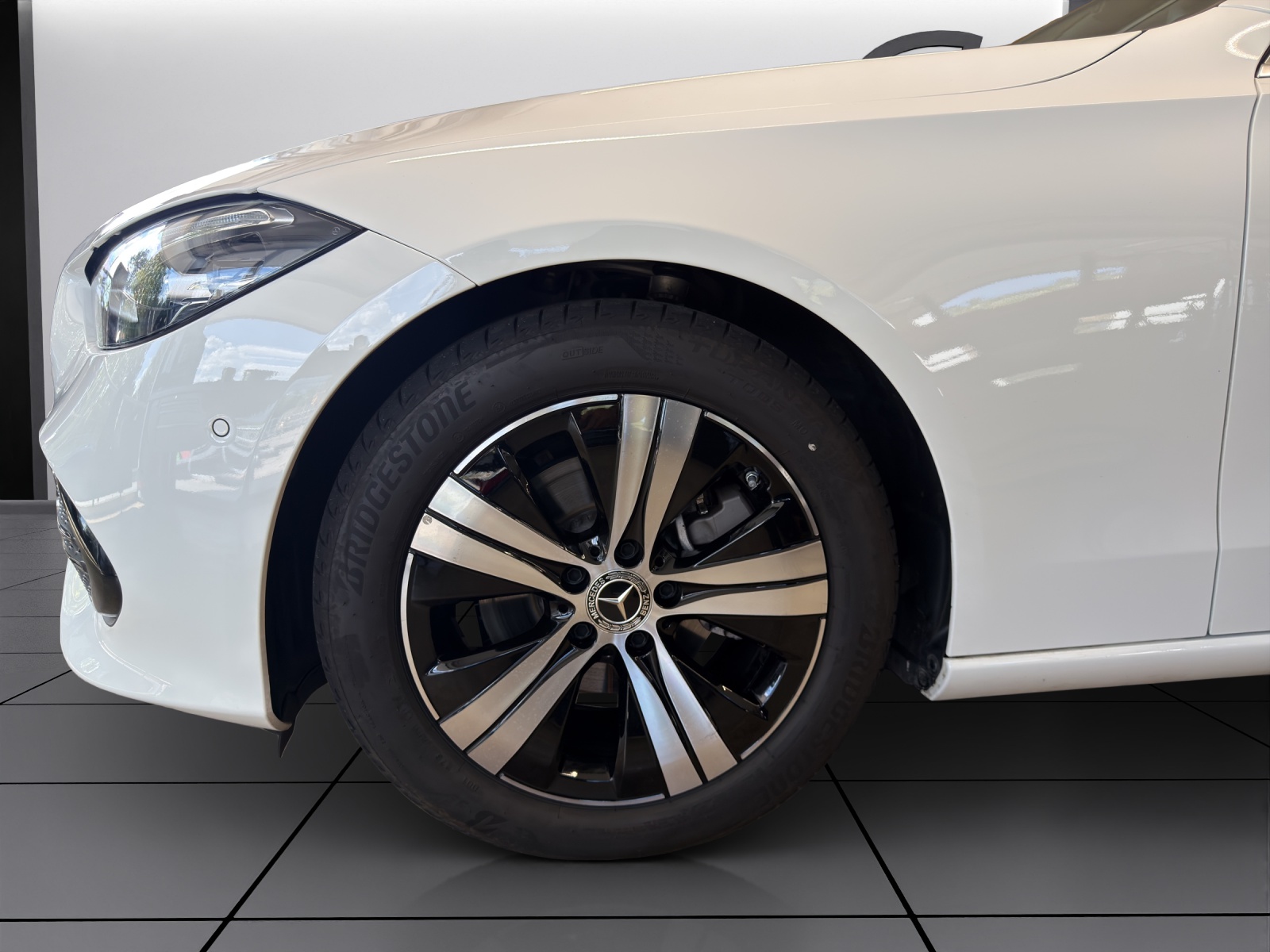 MERCEDES-BENZ C 220 d T 4 M Swiss Star-image-5