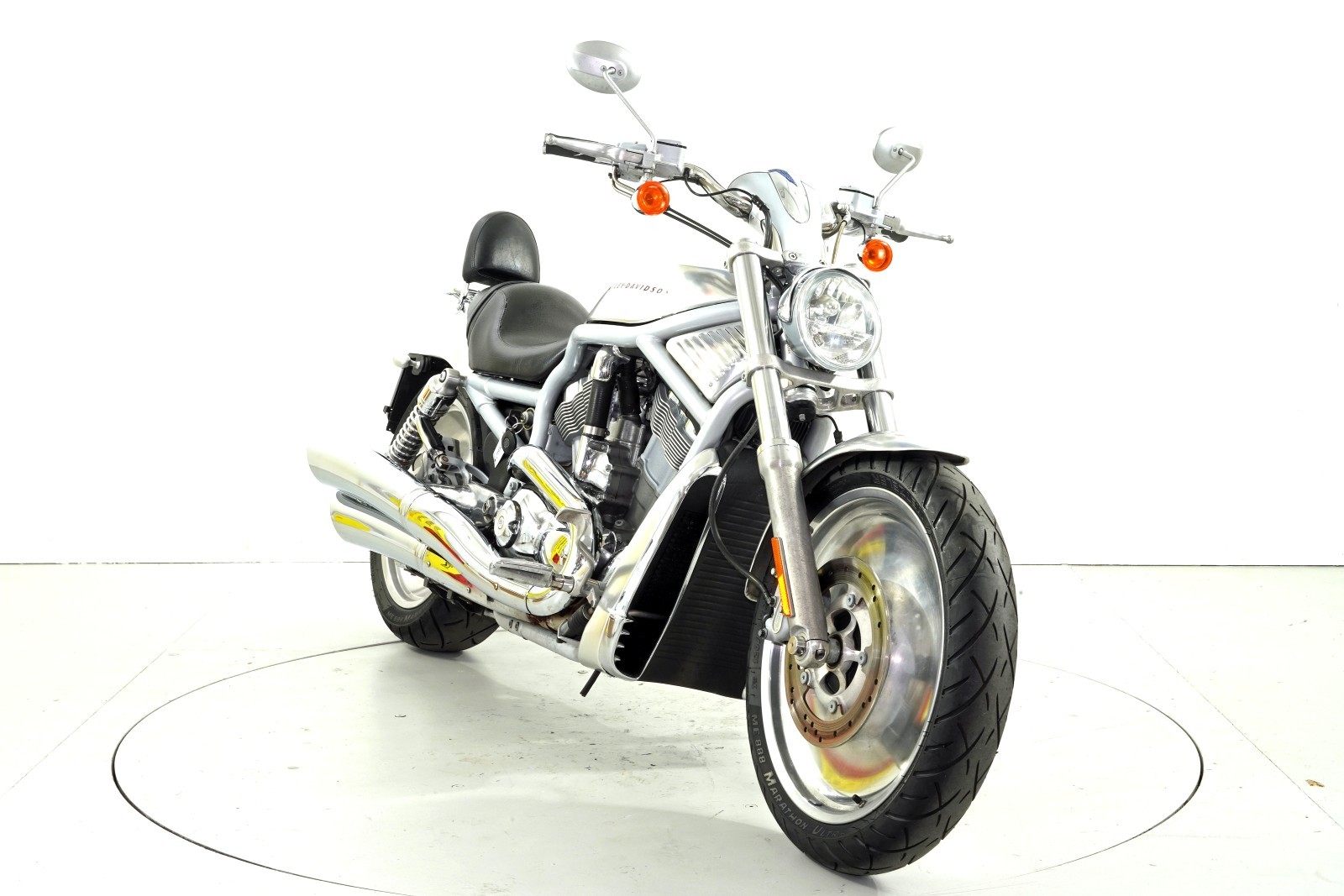 HARLEY-DAVIDSON VRSCA VROD-showroom-element-1