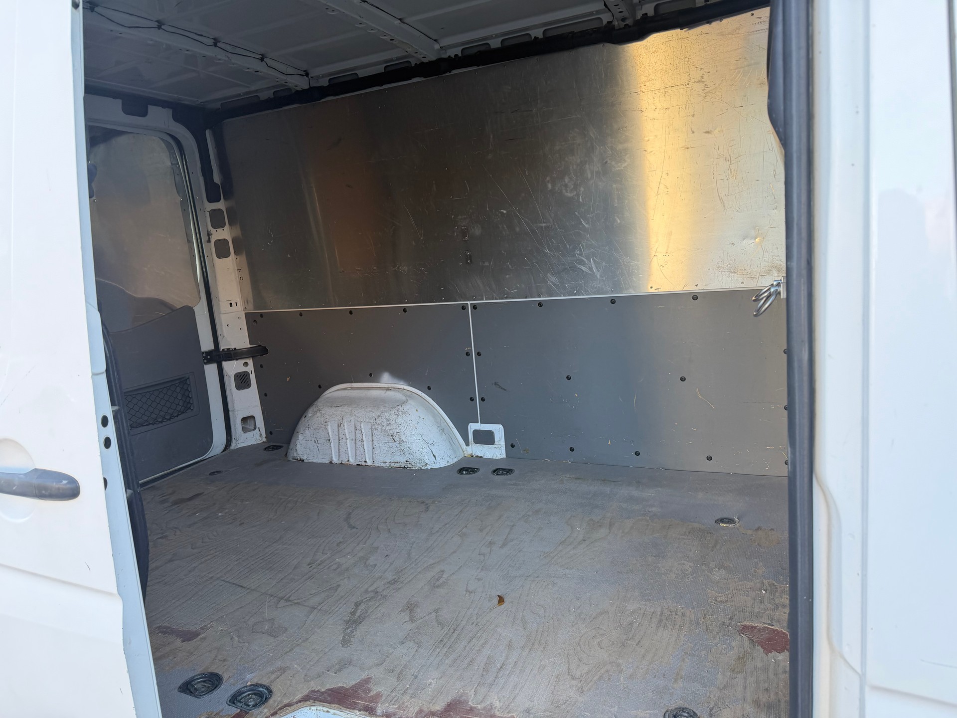 MERCEDES-BENZ Sprinter-image-3
