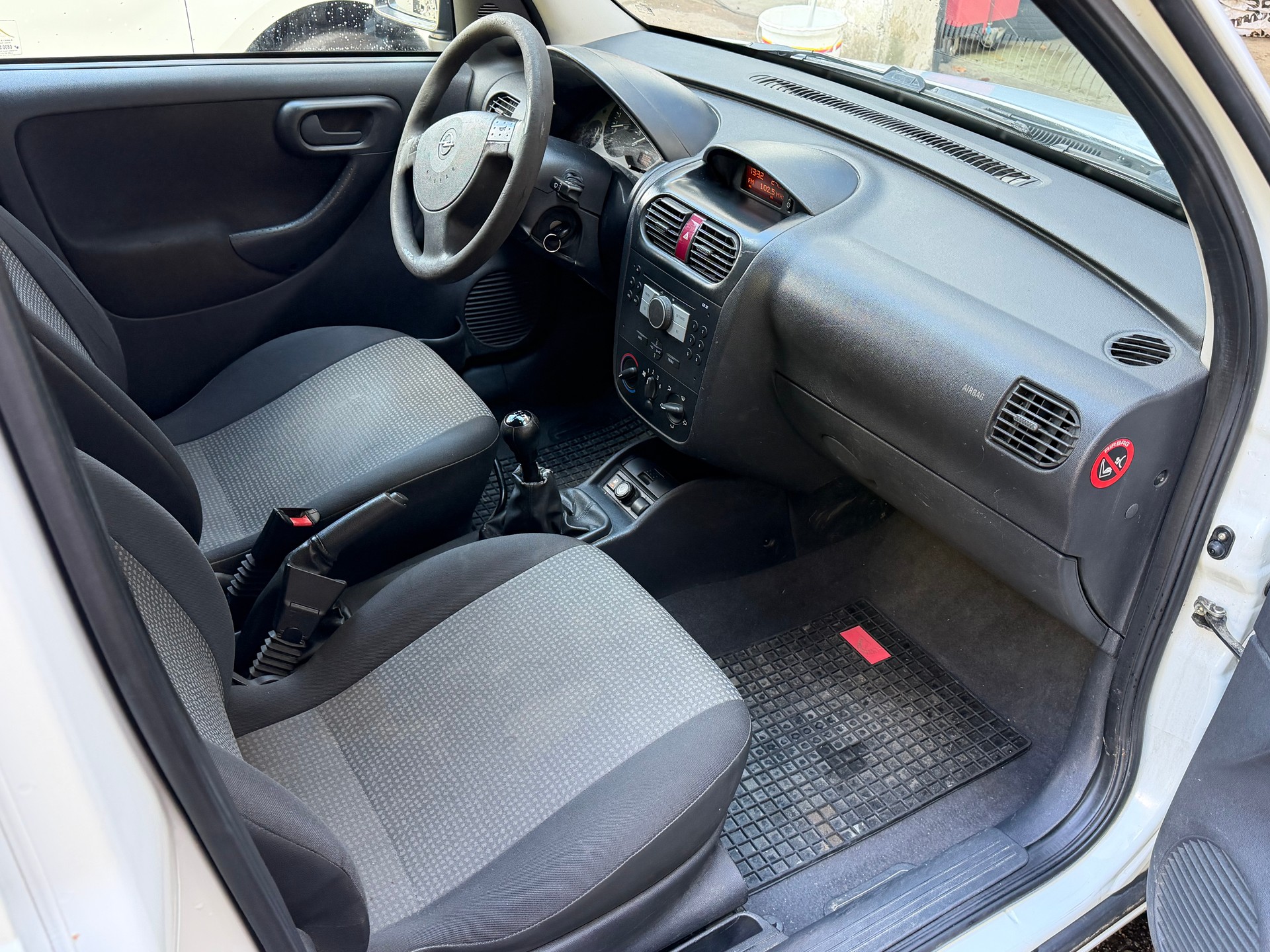 OPEL Combo Van 1.6 CNG-image-9