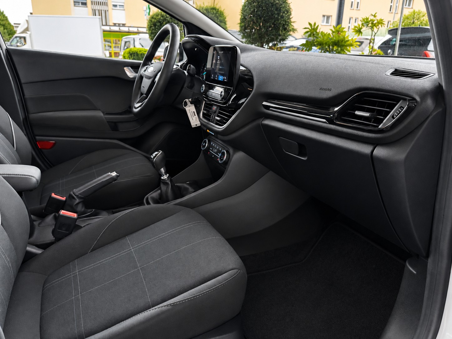 FORD Fiesta 1.0 SCTi Trend-image-13