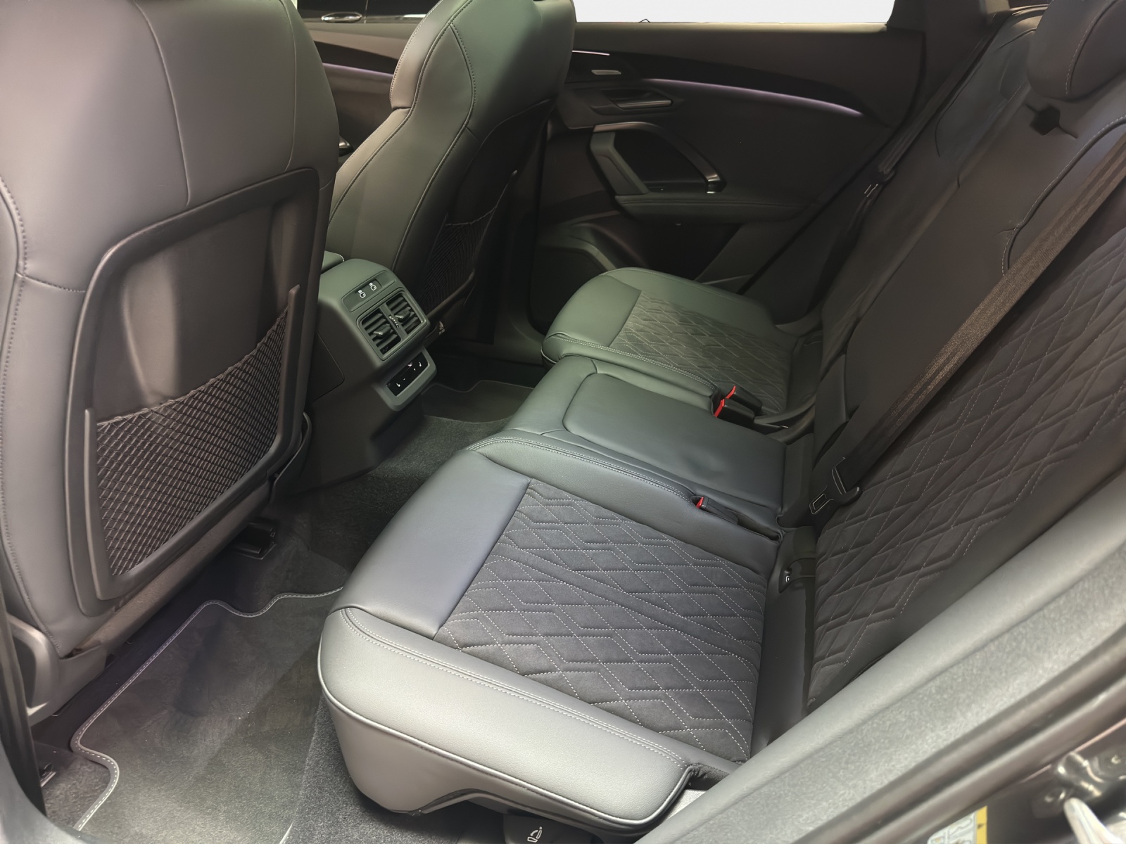 AUDI Q5 Sportback TFSI quattro 150 kW S-tronic-image-11