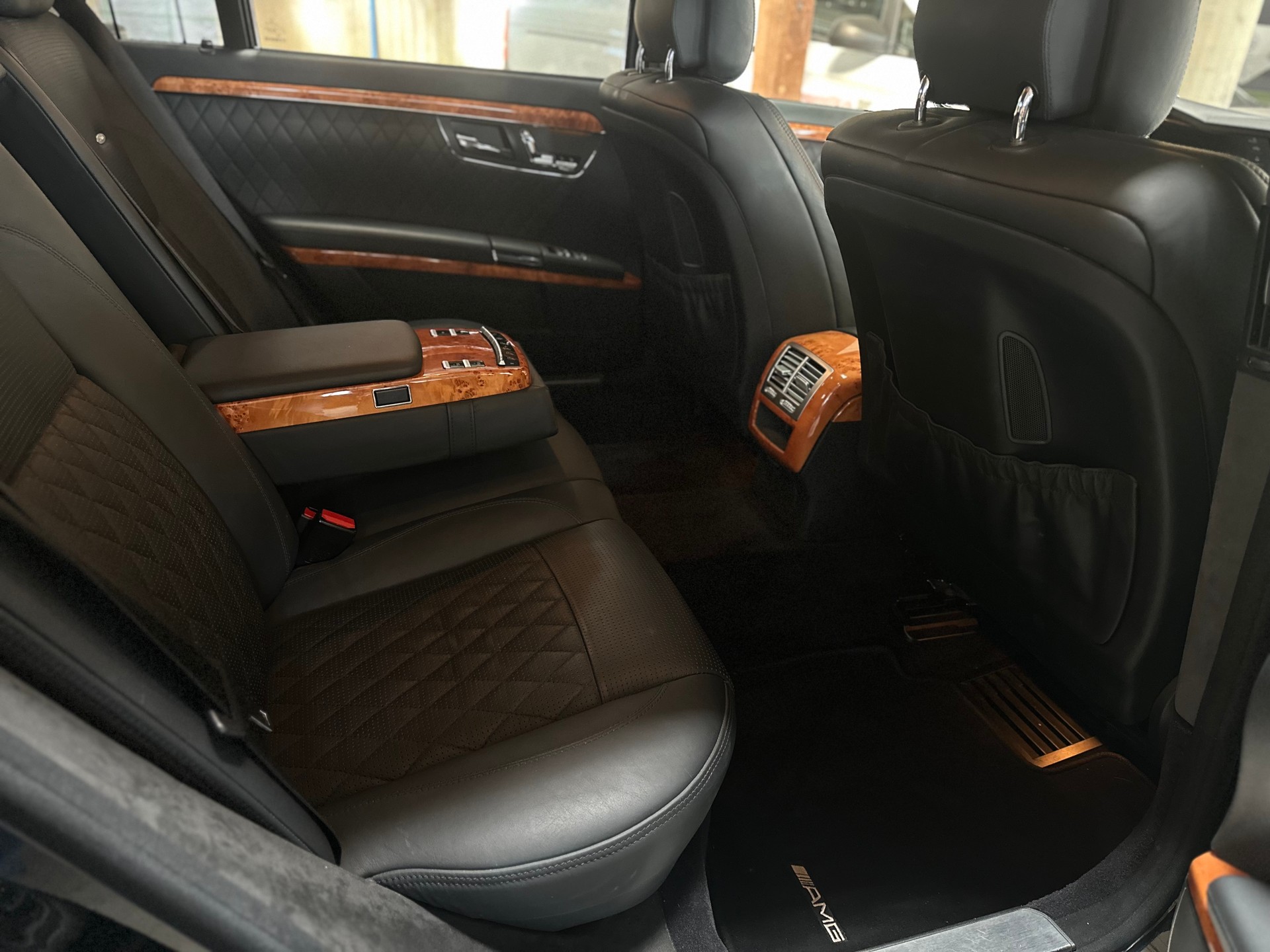 MERCEDES-BENZ S 65 AMG L Automatic-image-10