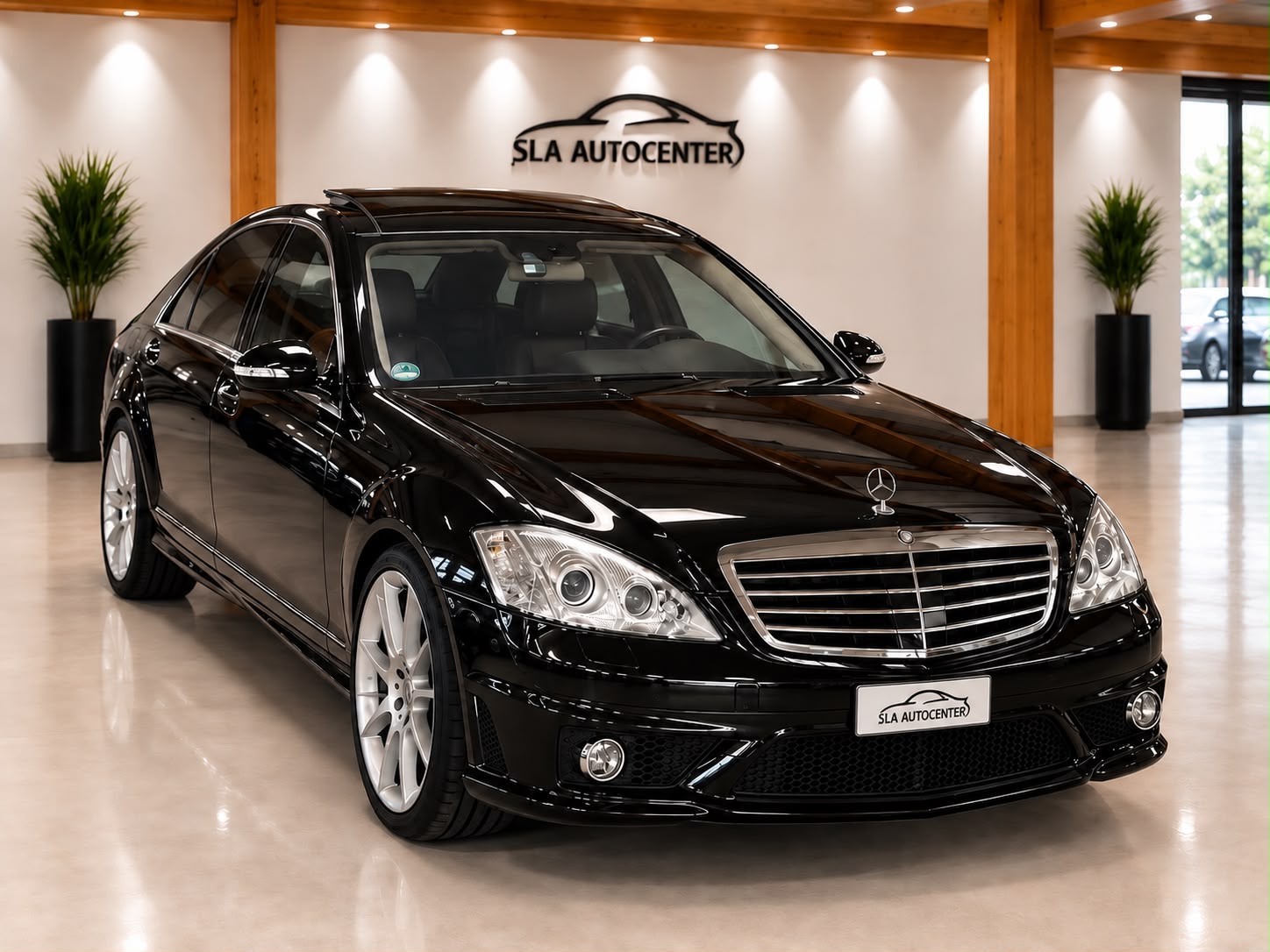MERCEDES-BENZ S 65 AMG L Automatic-image-2