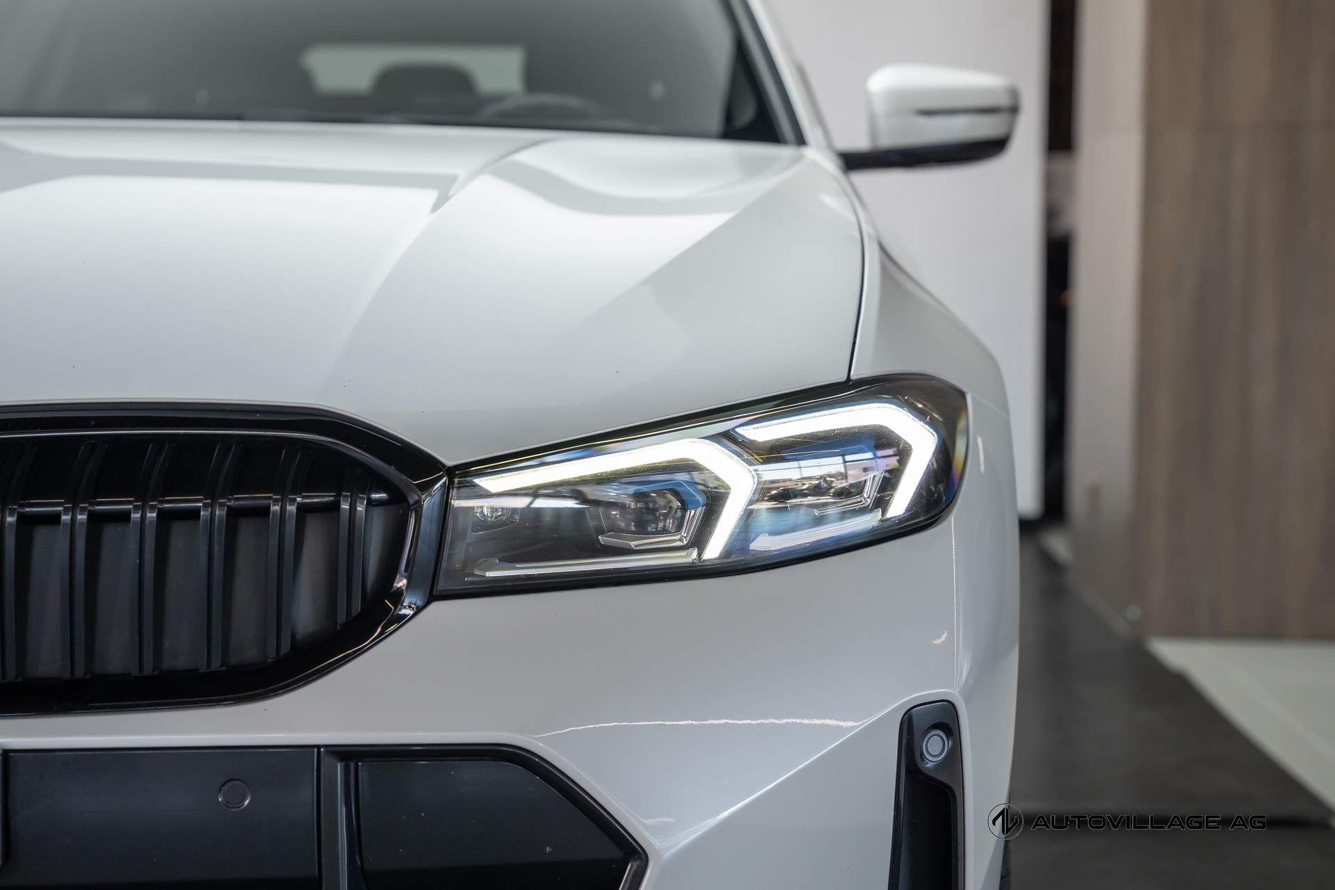 BMW 320e xDrive Touring Steptronic M Sport-image-3